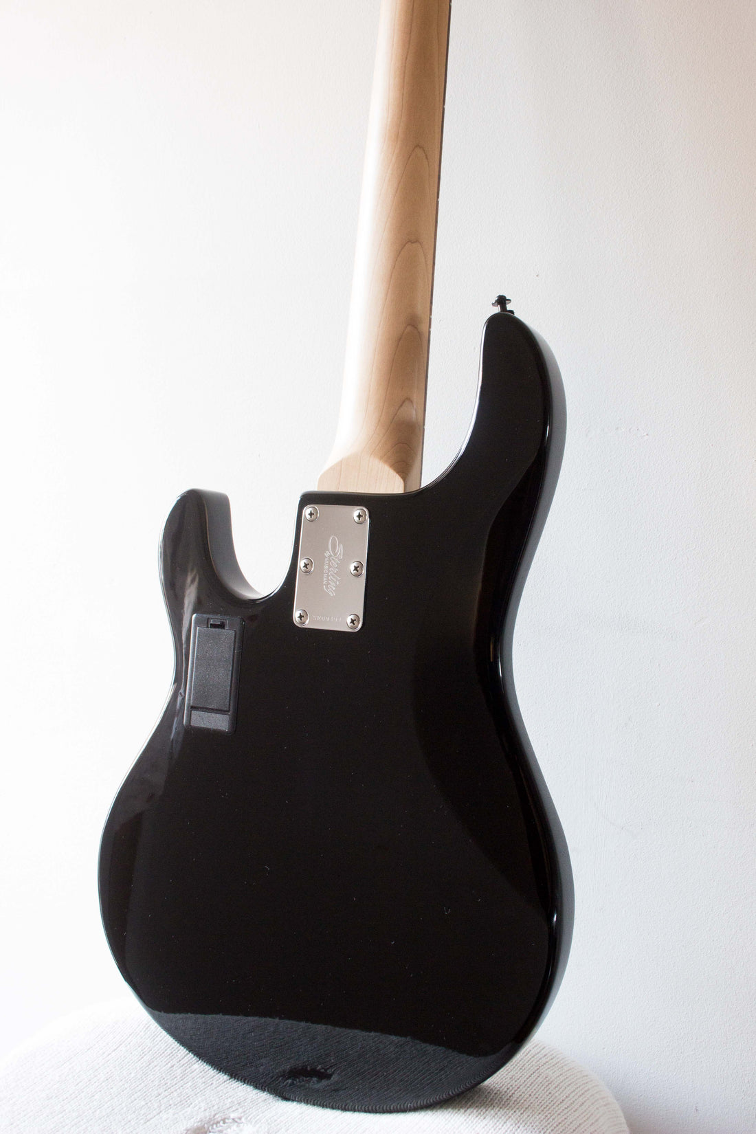 Sterling by Musicman Ray35 Black 2011