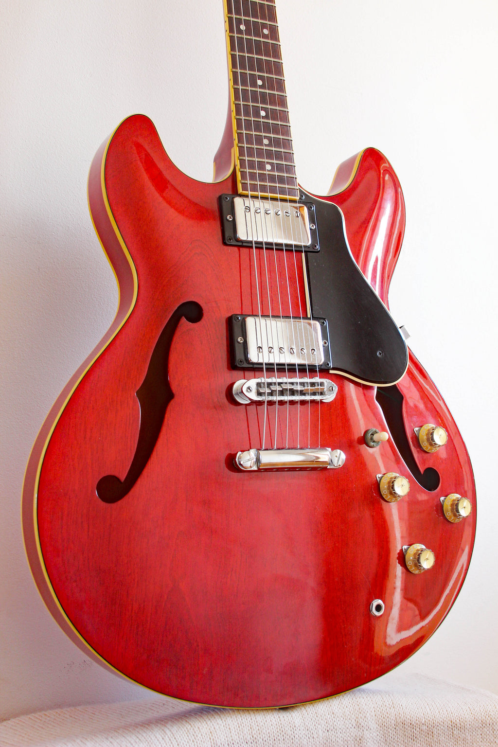 Used Yamaha SA700 Super Axe Semi-Hollow Transparent Red 1979