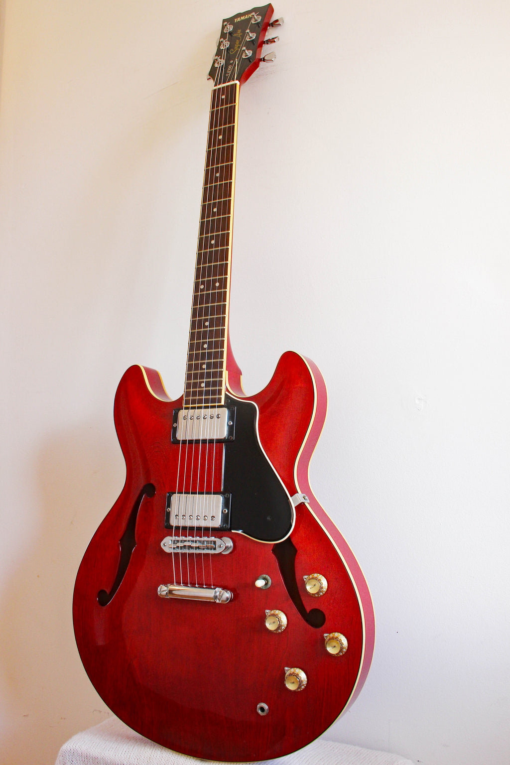 Used Yamaha SA700 Super Axe Semi-Hollow Transparent Red 1979