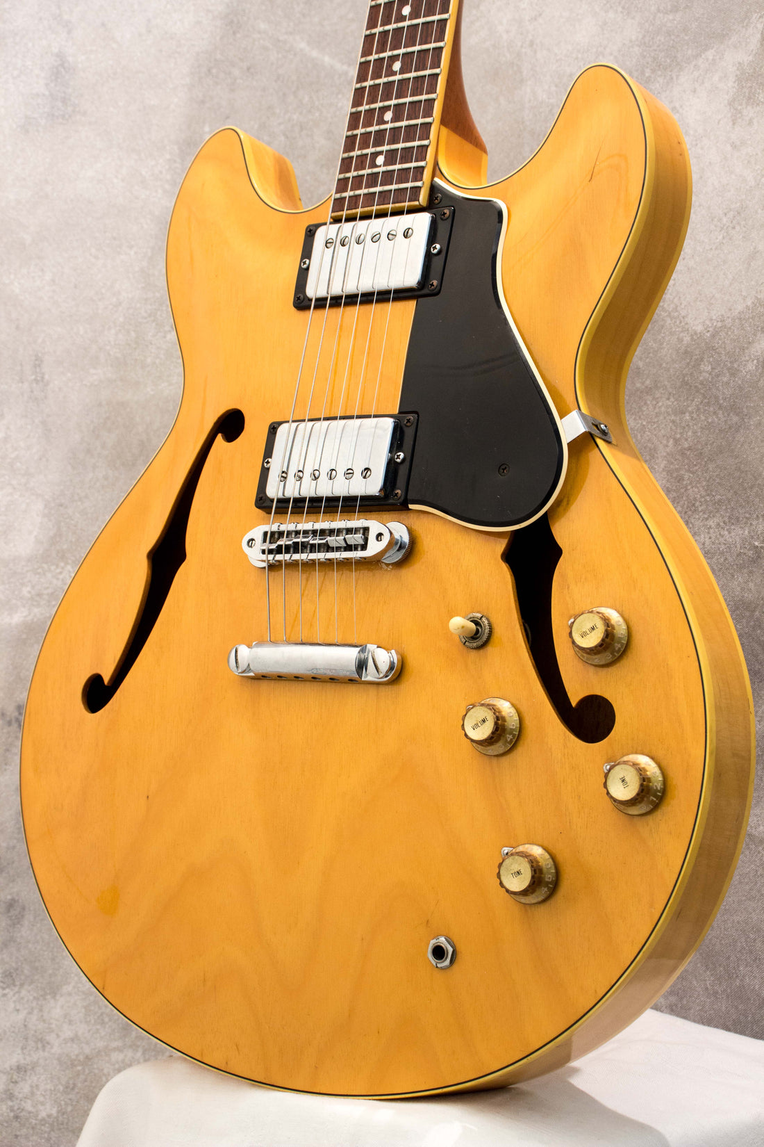 Yamaha SA700 Super Axe Semi-Hollow Natural 1979