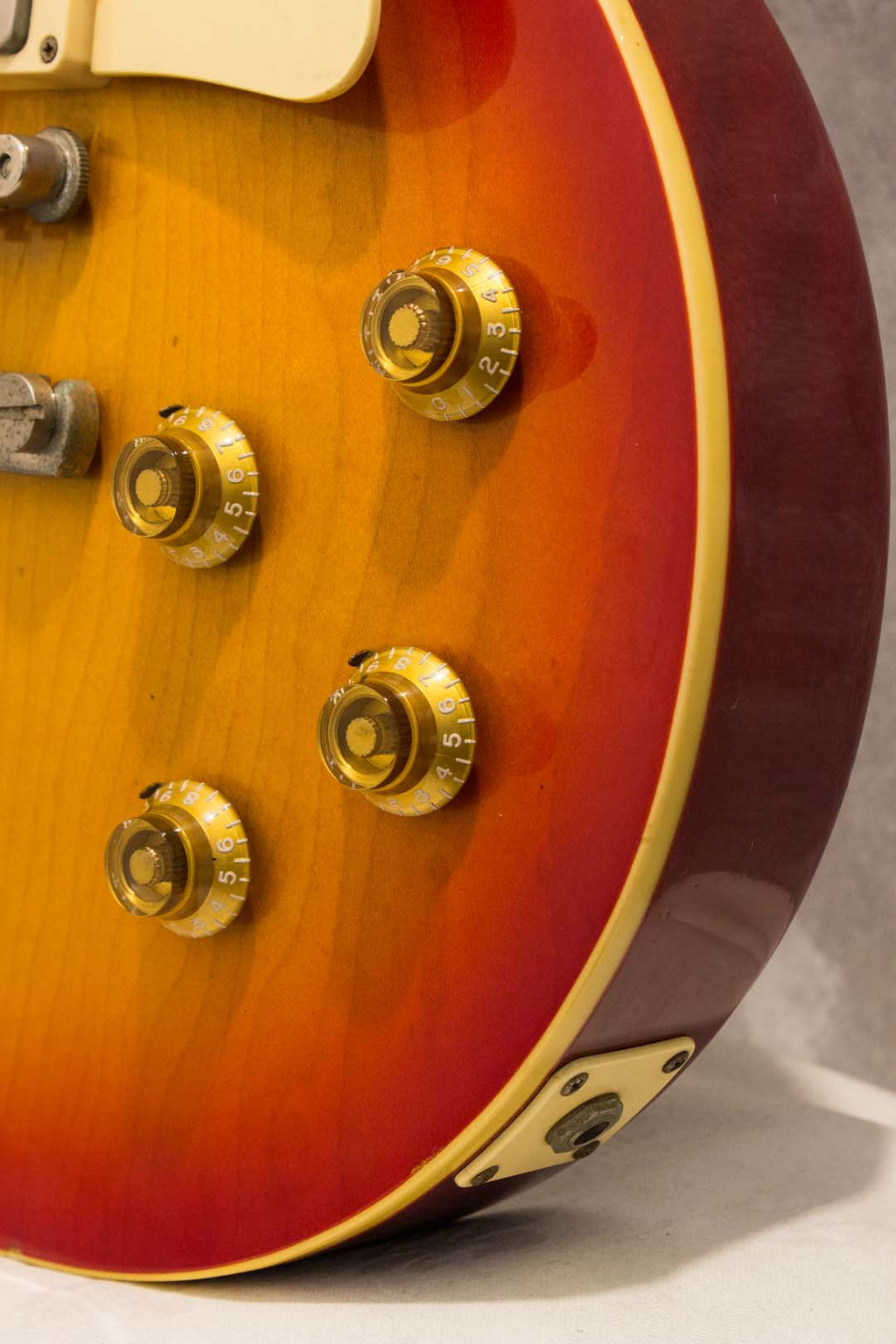 Greco EG700 Super Sounds Cherry Sunburst 1981