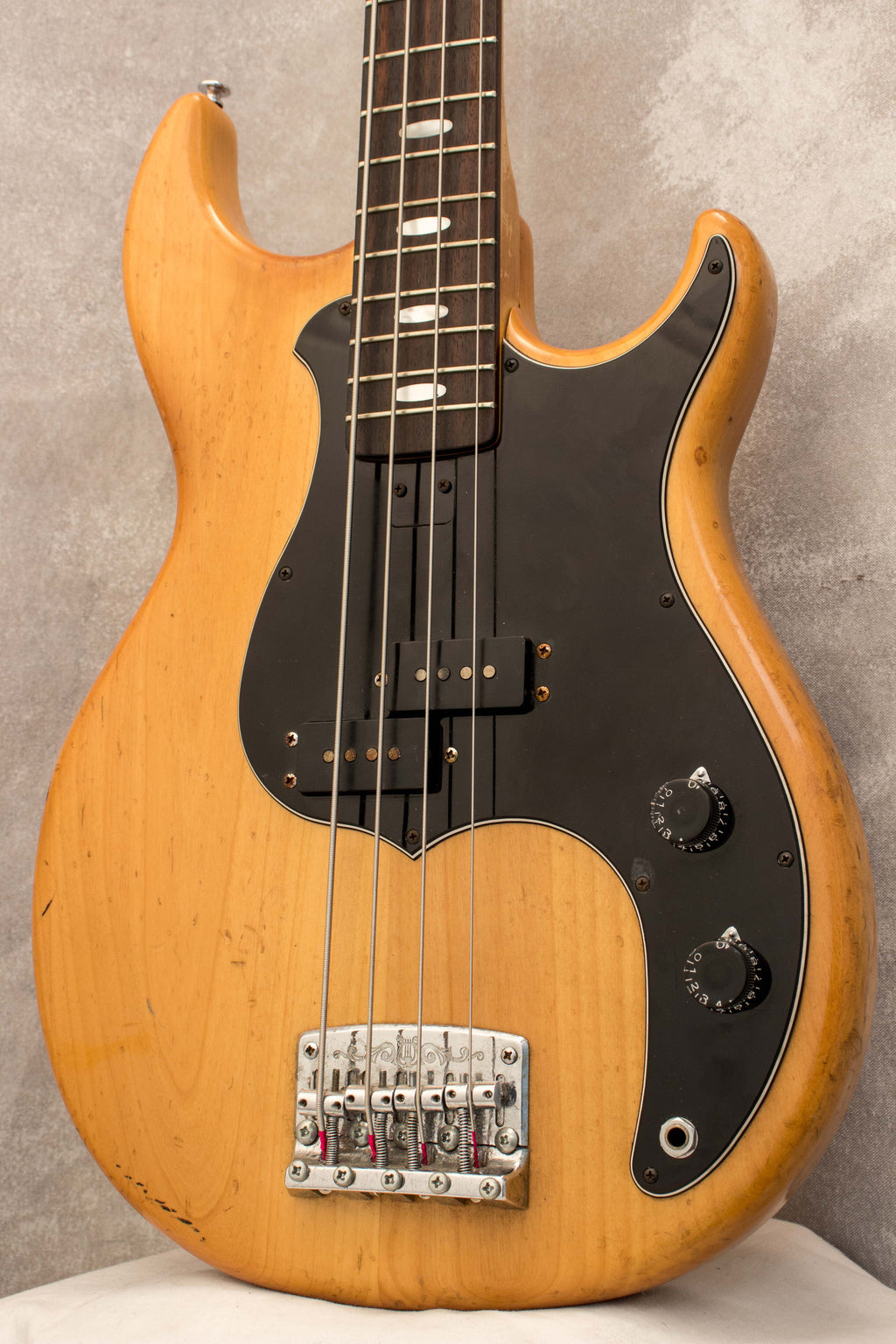 Yamaha BB1000 Broad Bass Natural 1977