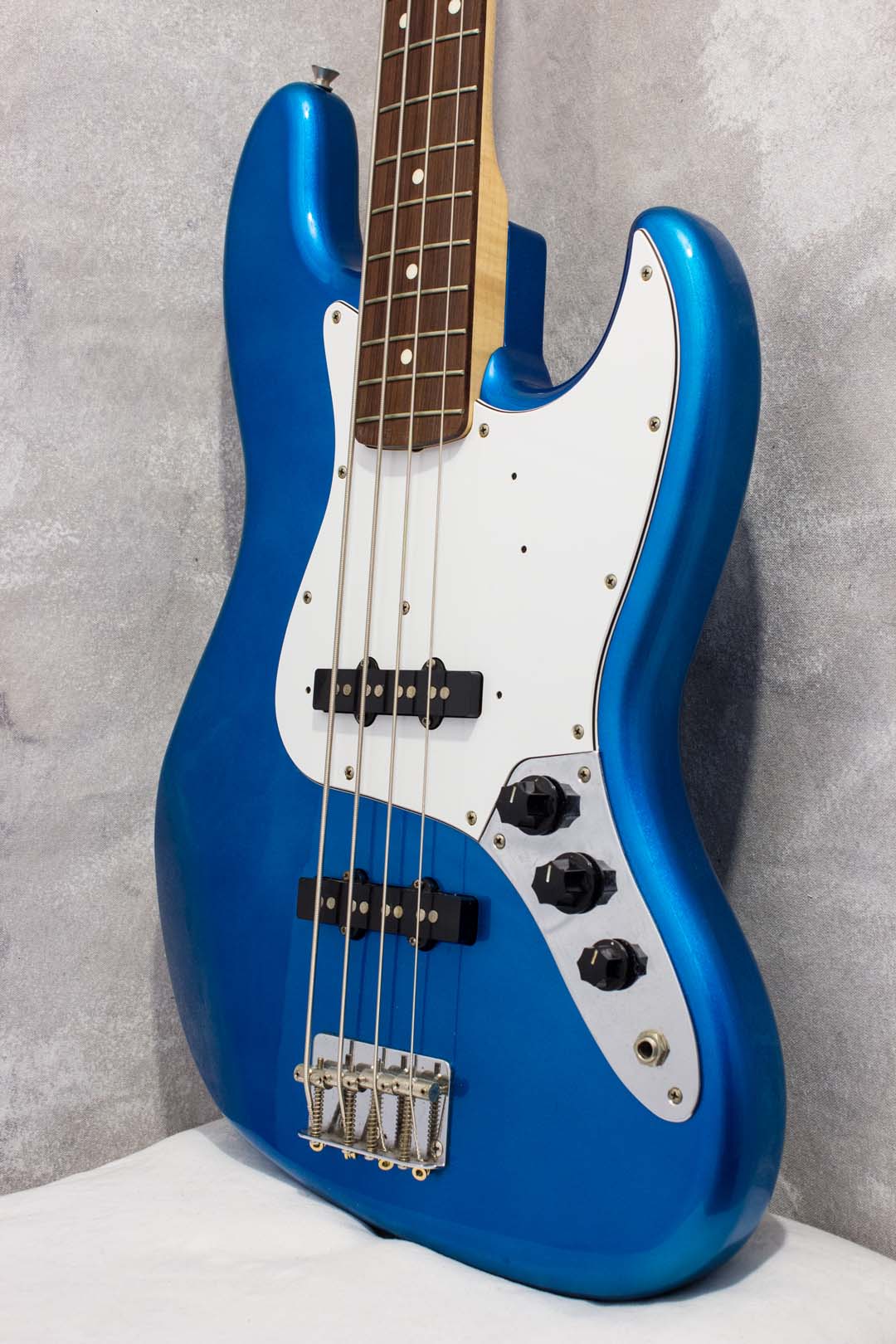 Fender Japan Standard Jazz Bass JB45 Lake Placid Blue 2004