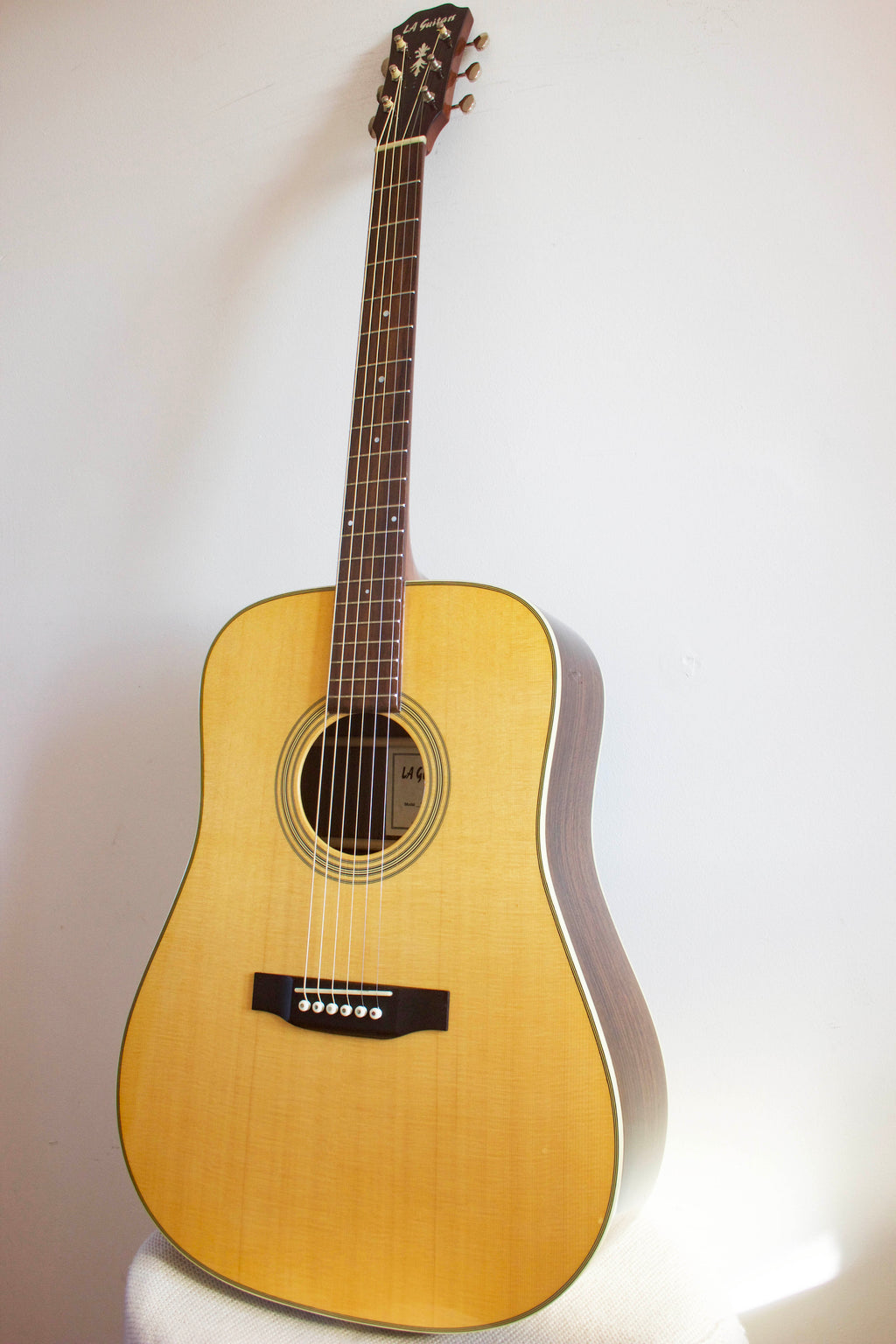 LA Guitars LAD010 Dreadnought Acoustic