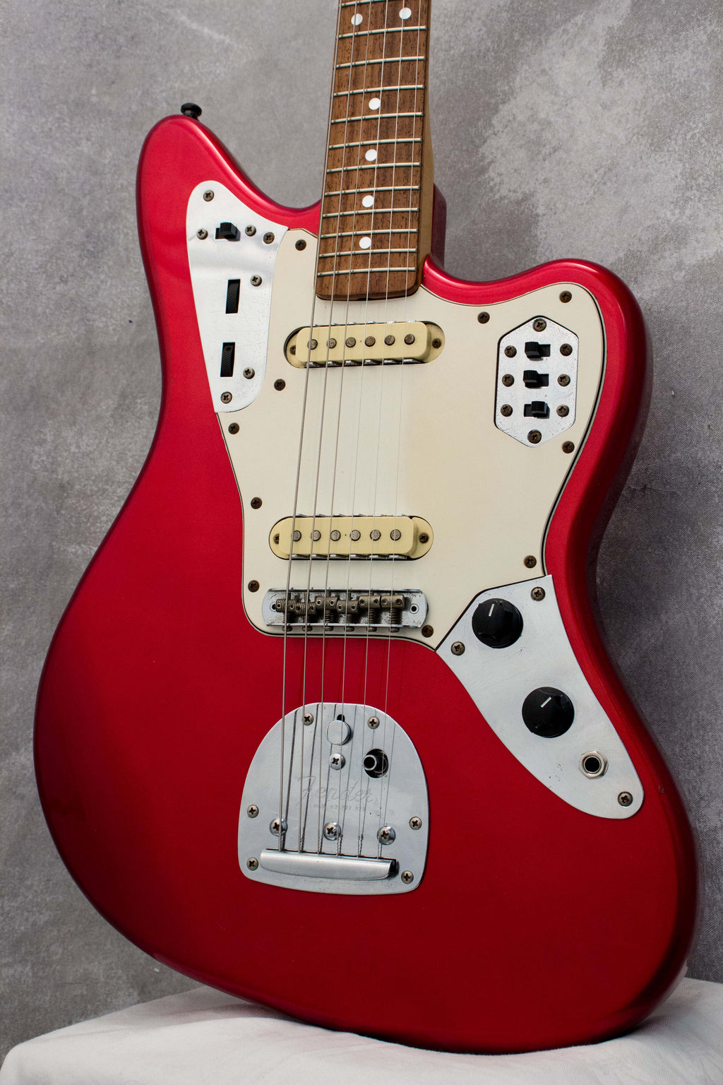 Fender Japan Jaguar JG66-85 Candy Apple Red 1996