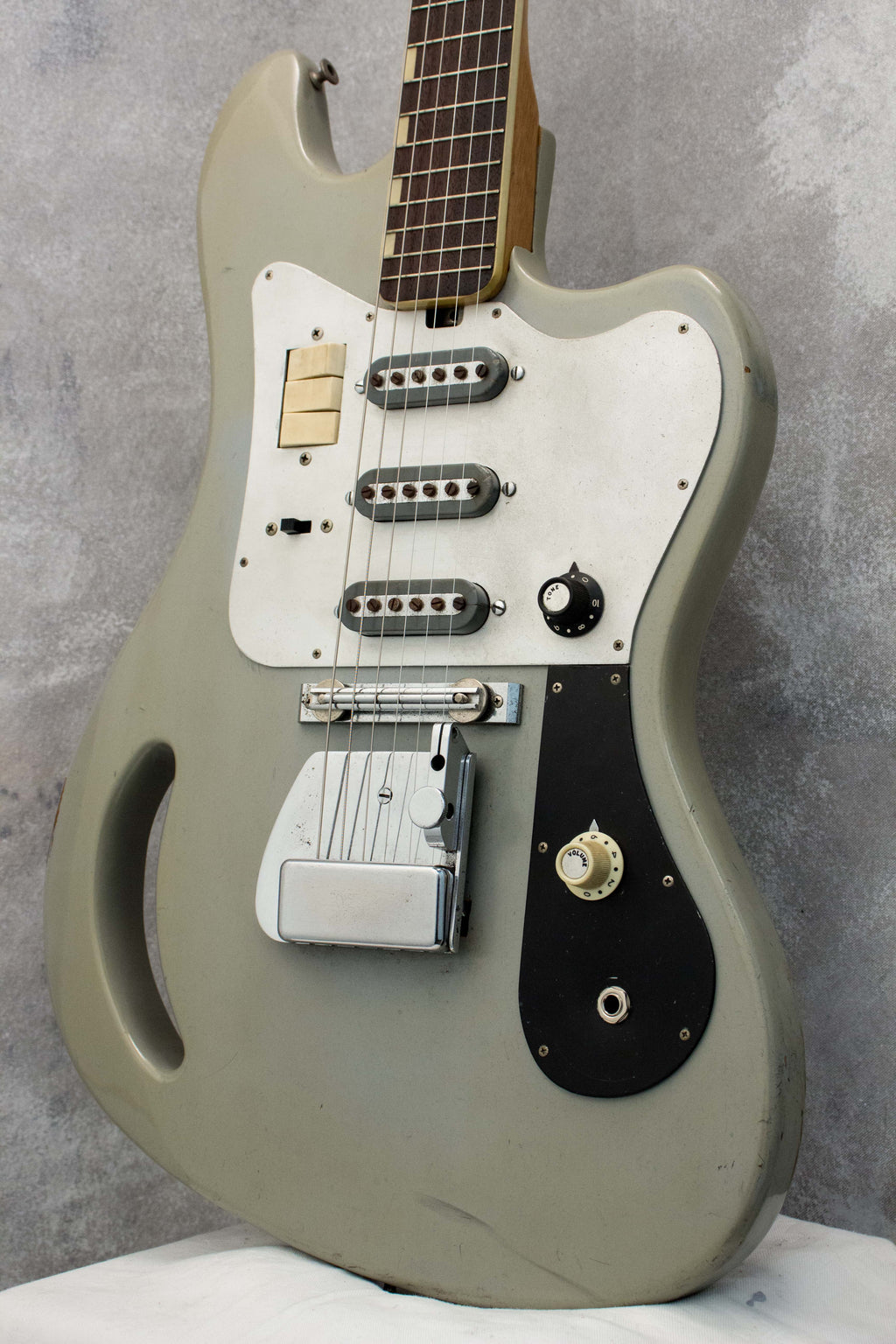 Teisco TG-64 Monkey Grip Grey 1964