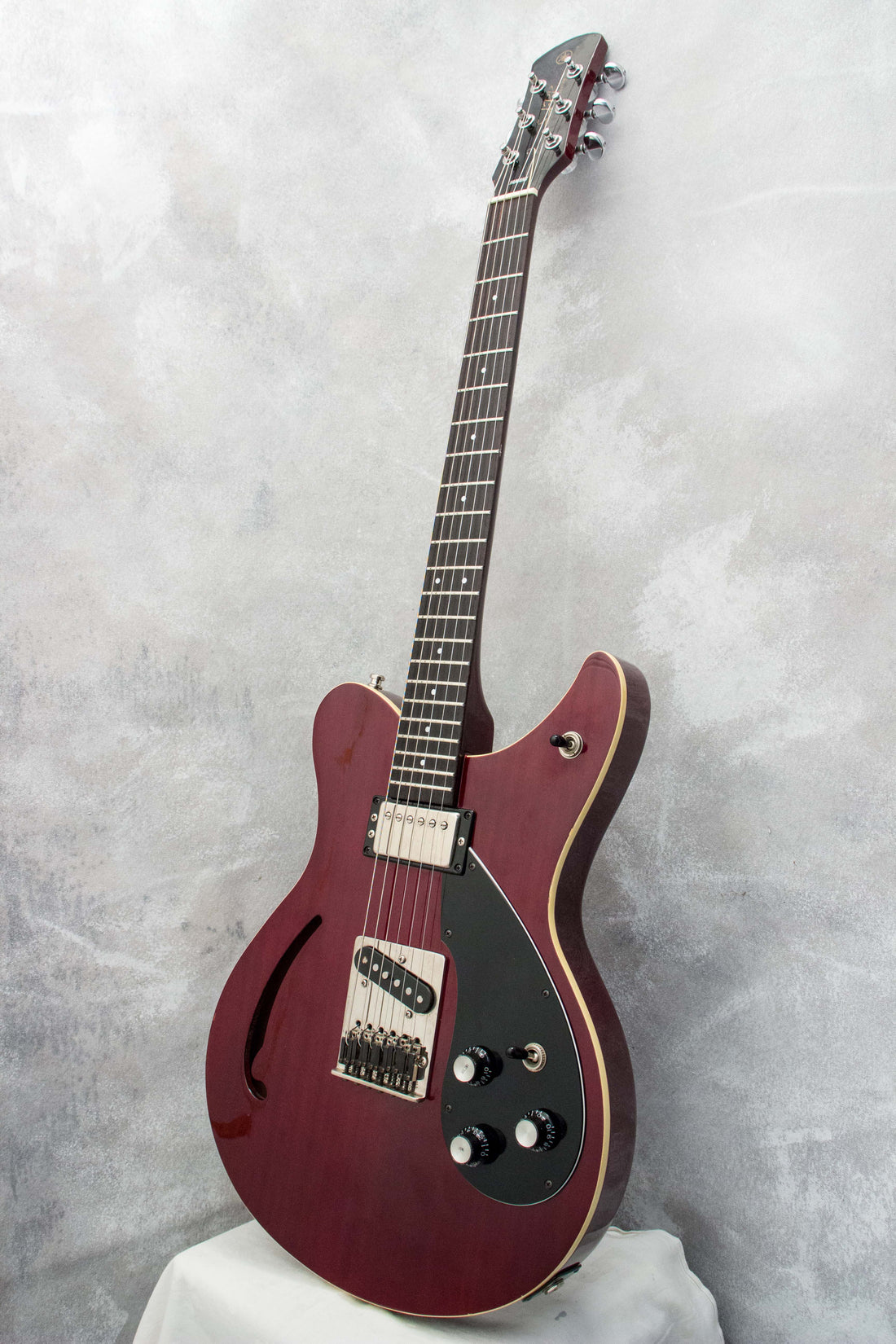 Yamaha SA-RR Semi Hollow Cherry Red 1988