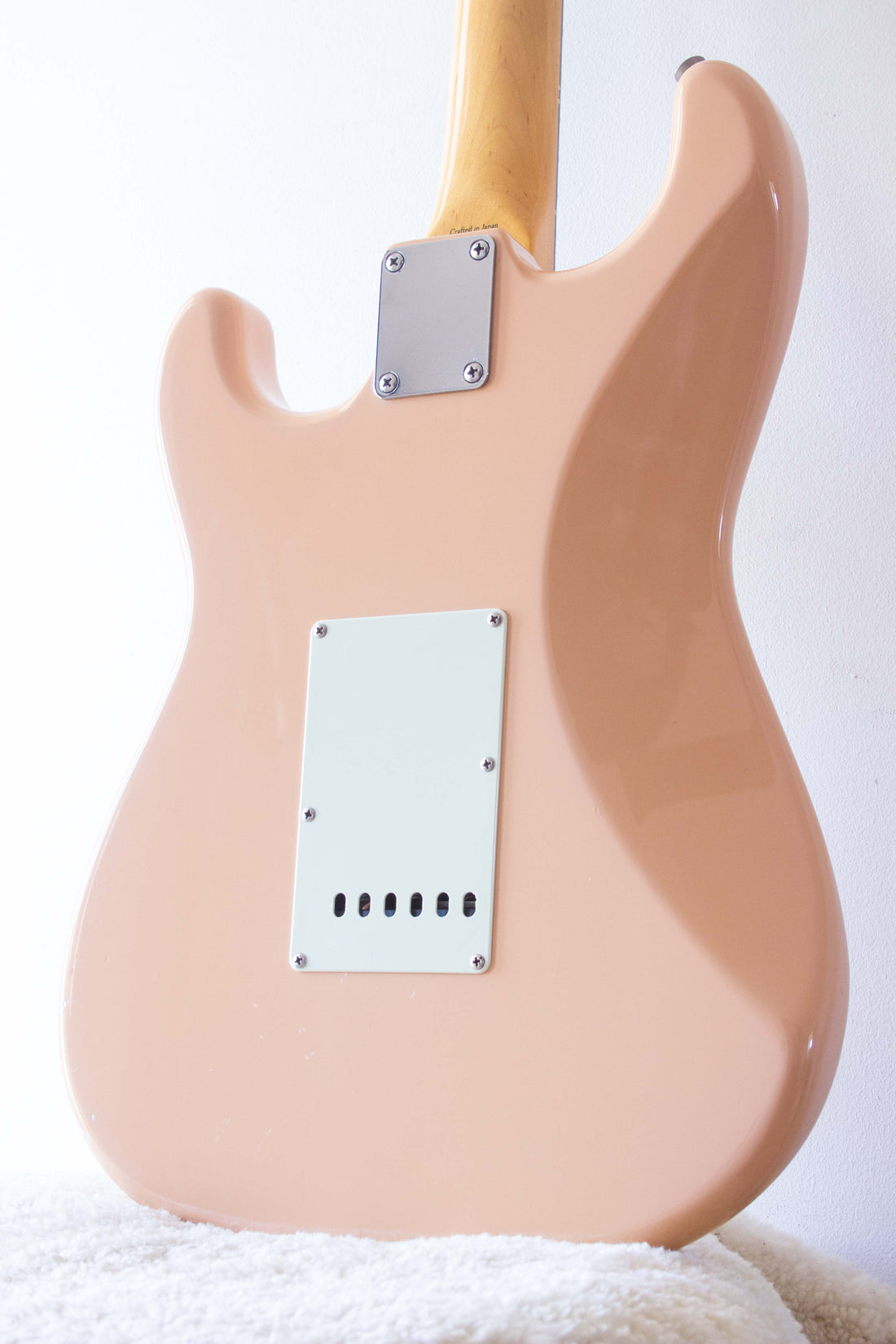 Fender Japan '62 Reissue Stratocaster ST62-58US Shell Pink 2006-8