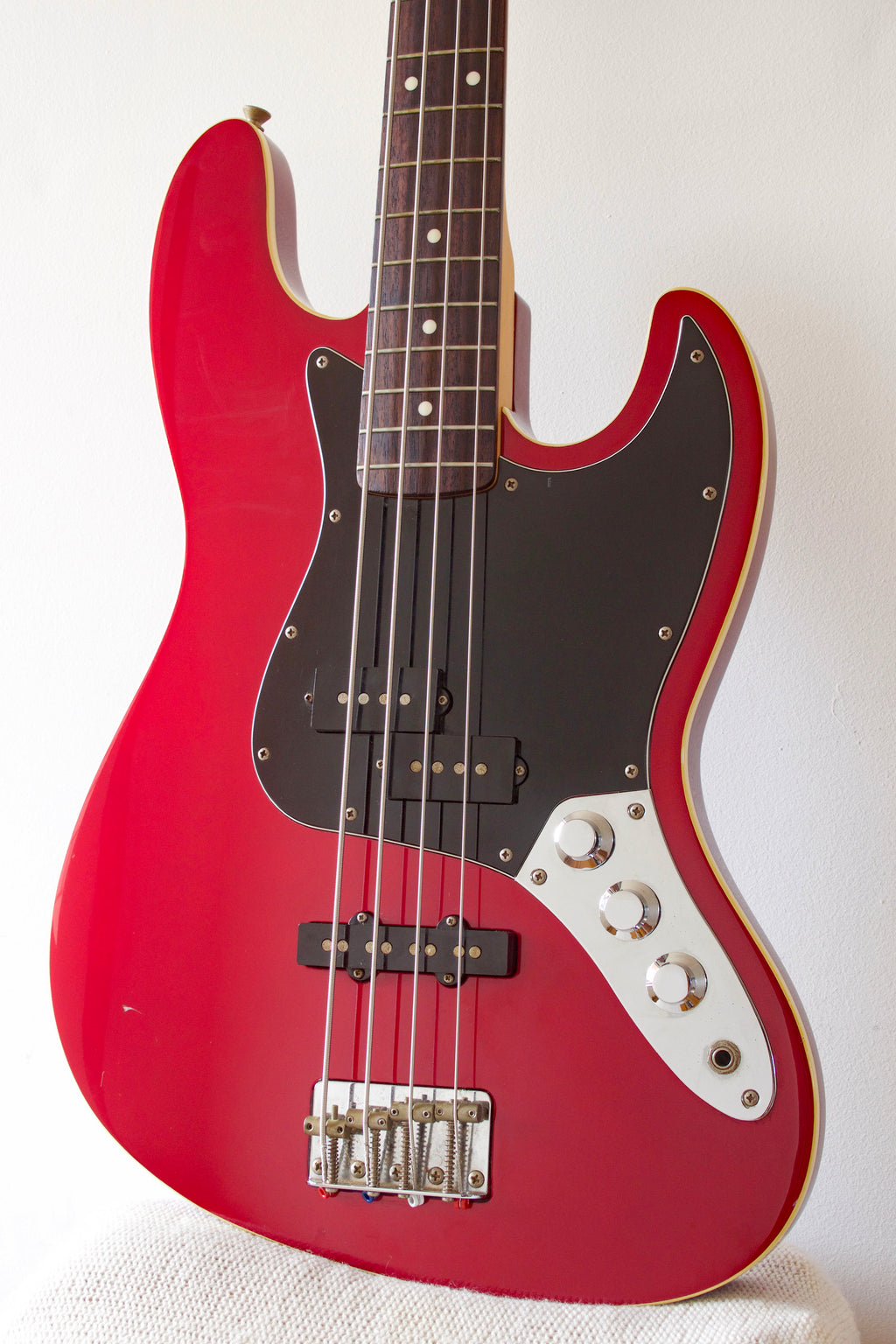 Fender Aerodyne Jazz Bass Old Candy Apple Red 2004-05