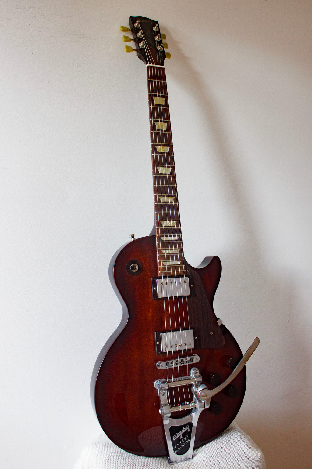 Gibson Les Paul Studio Modded with Bigsby Vintage Mahogany Burst 2006