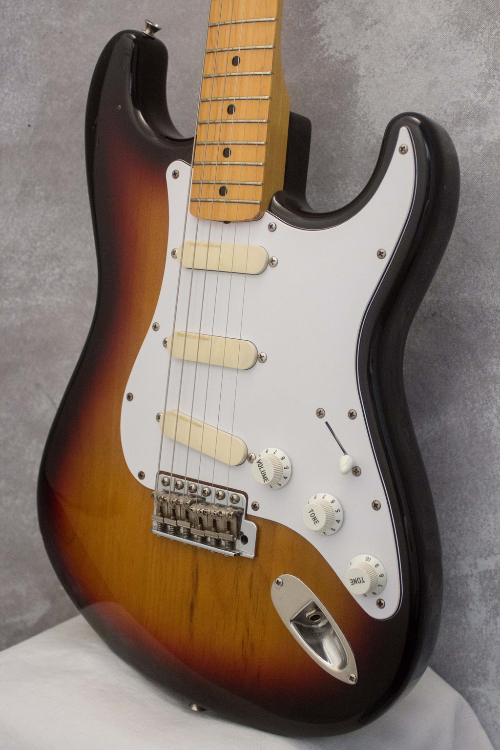 Fender Japan '68 Stratocaster ST68-85TX Sunburst 2007