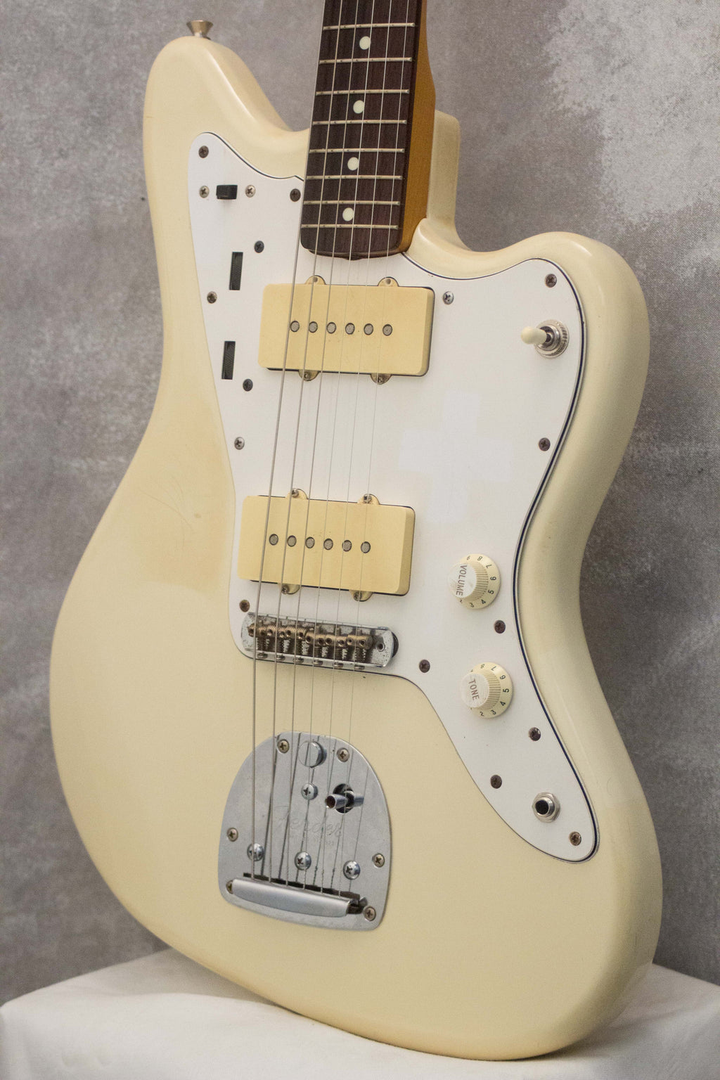 Fender Japan Jazzmaster JM66-85 Vintage White 2000