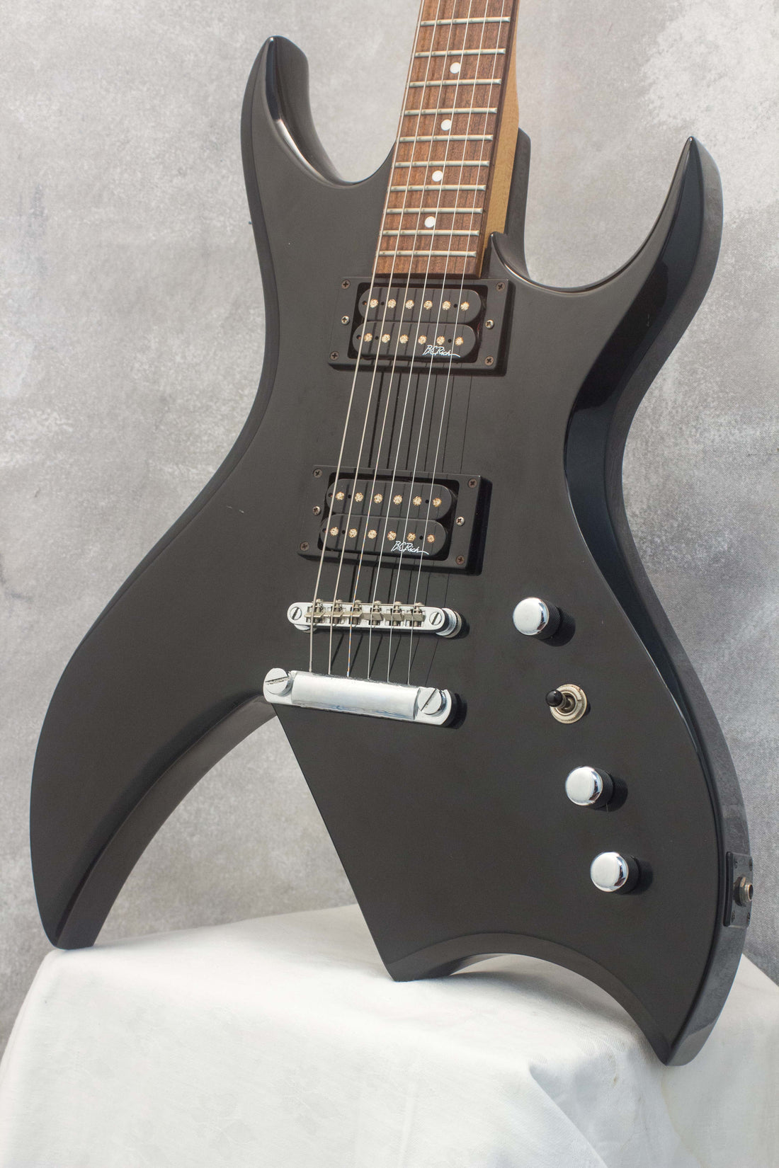 BC Rich Platinum Series Bich Black 2002