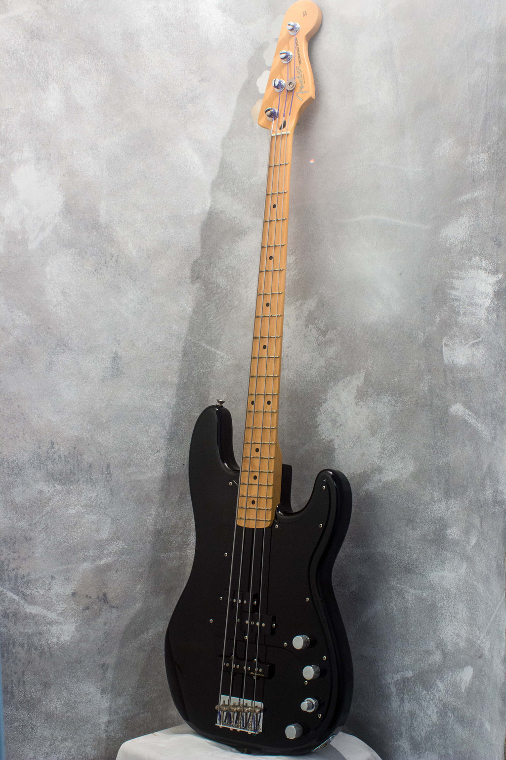 Fender Deluxe Active Precision Bass Black 2006