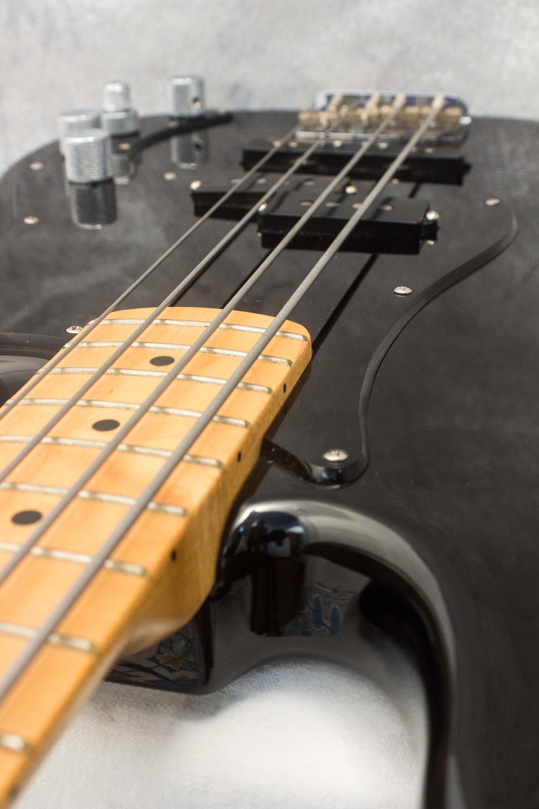 Fender Deluxe Active Precision Bass Black 2006