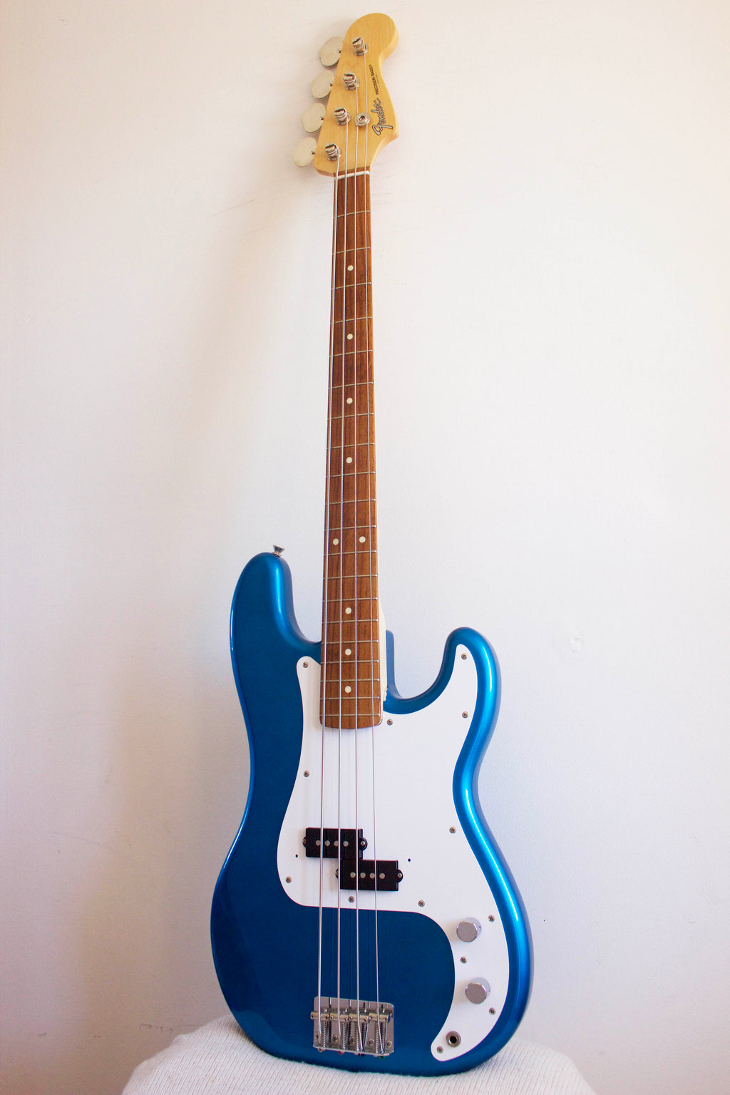 Fender Precision Bass Japan Standard Lake Placid Blue 1999