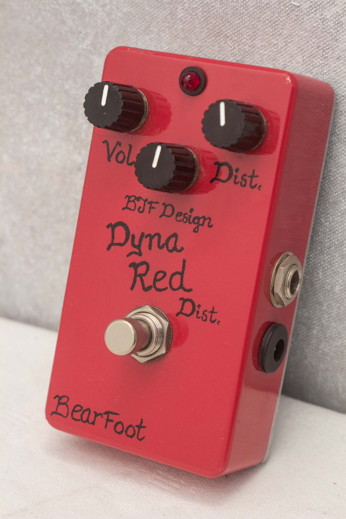 Bearfoot FX Dyna Red Distortion Pedal