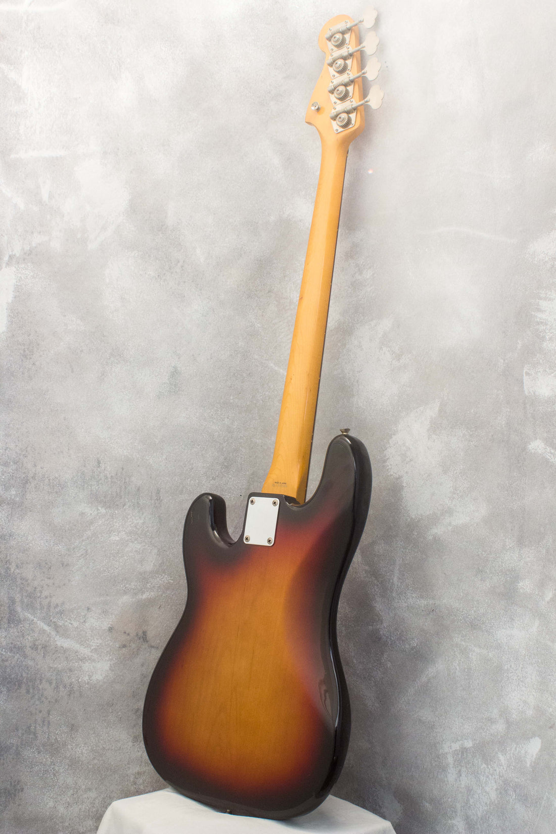 Fender Japan '62 Precision Bass PB62-700 Sunburst 1990