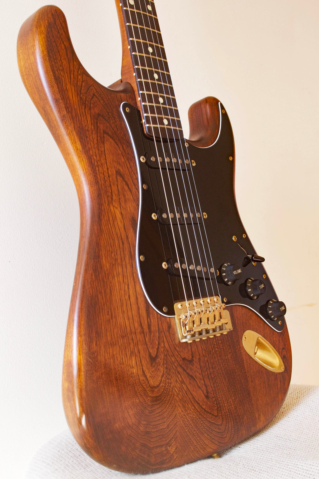 Fender '62 Reissue Stratocaster Walnut Limited Edition 1993/4