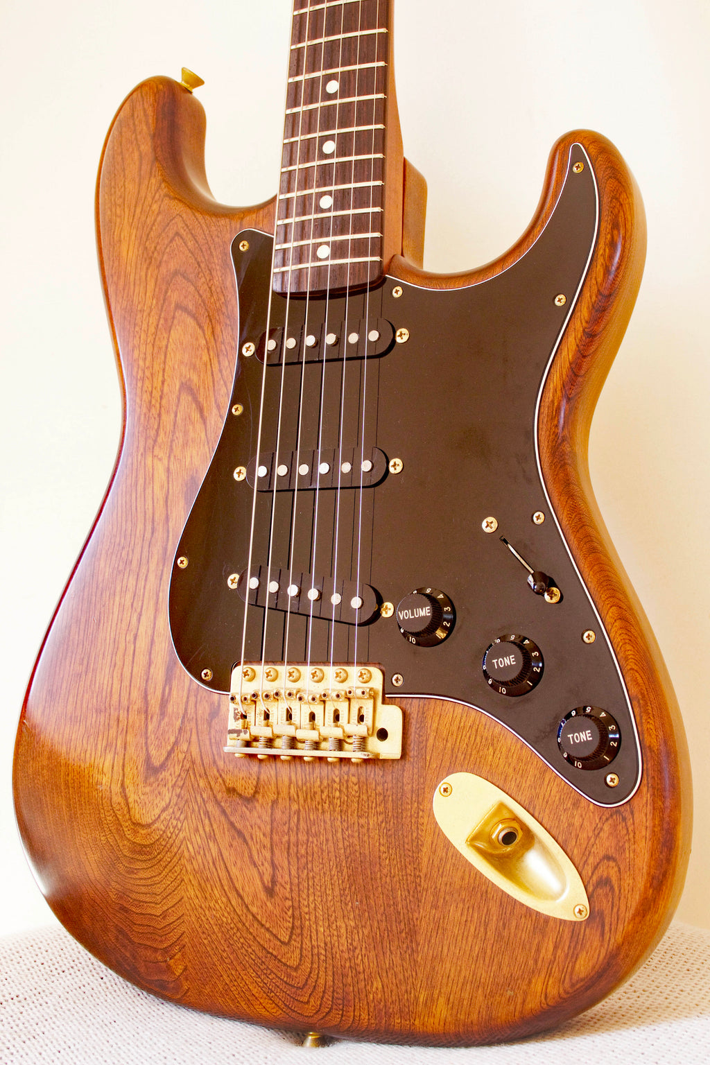 Fender '62 Reissue Stratocaster Walnut Limited Edition 1993/4