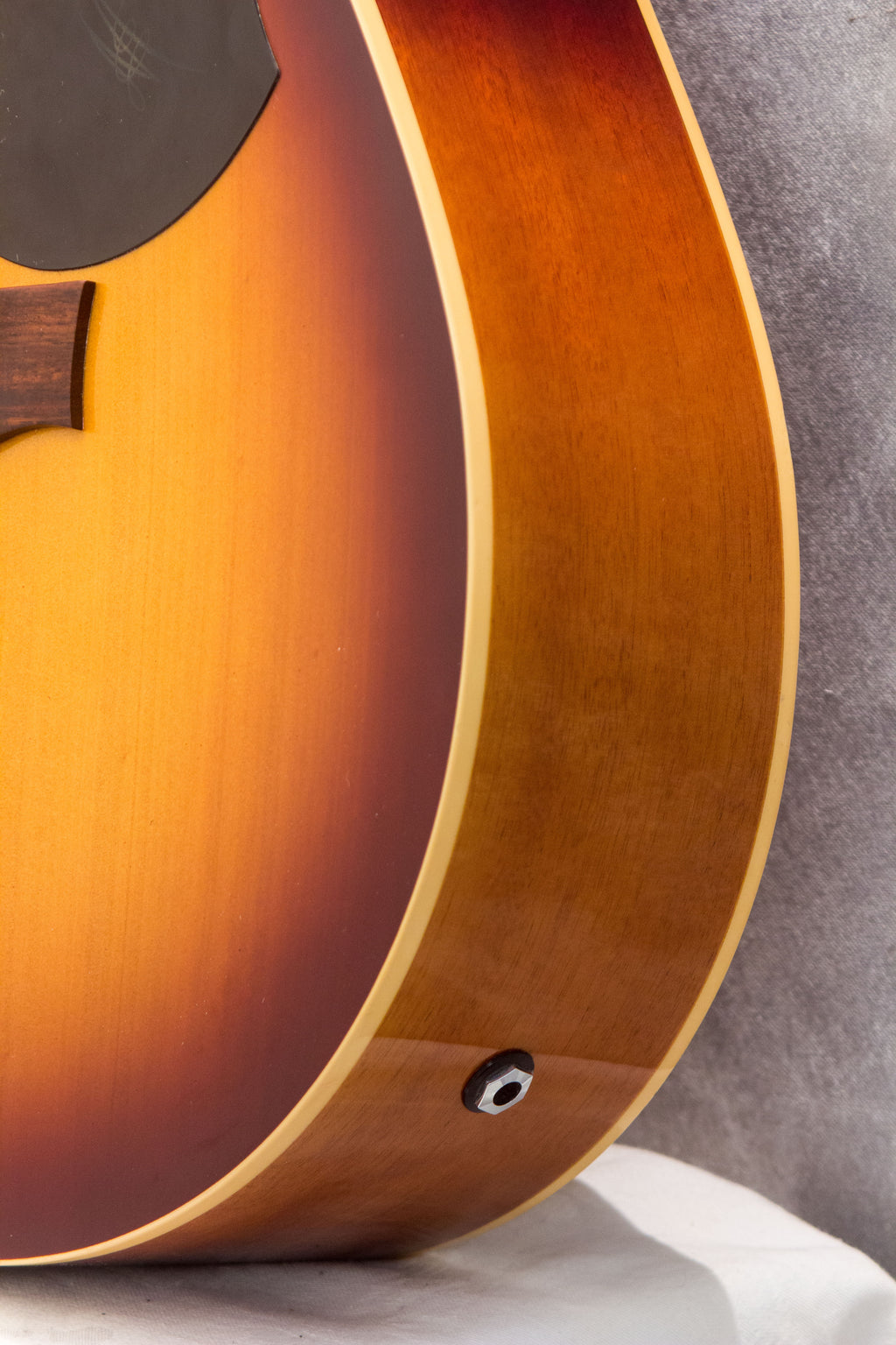 Maton Performer EBG808LG Acoustic/Electric Sunburst 2011