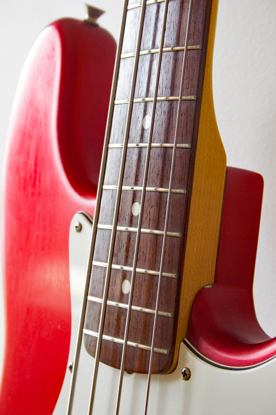 Fender Jazz Bass '62 Reissue Satin Candy Apple Red 1997-00