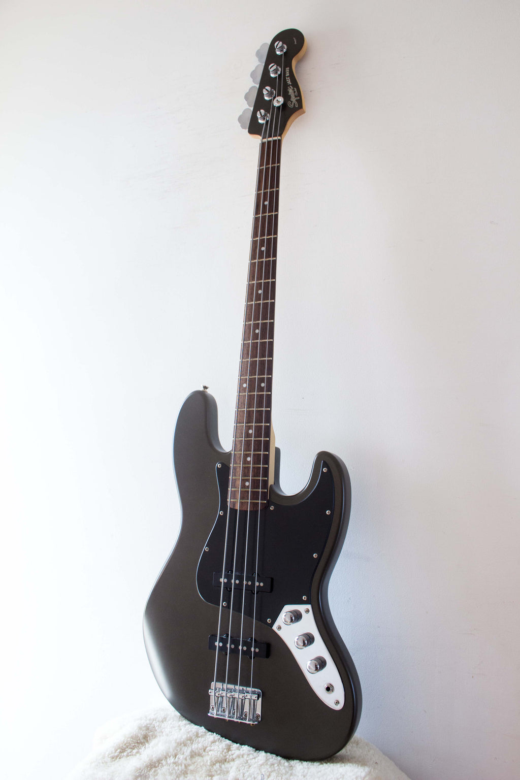 Squier Standard Jazz Bass Satin Pewter Grey 2005