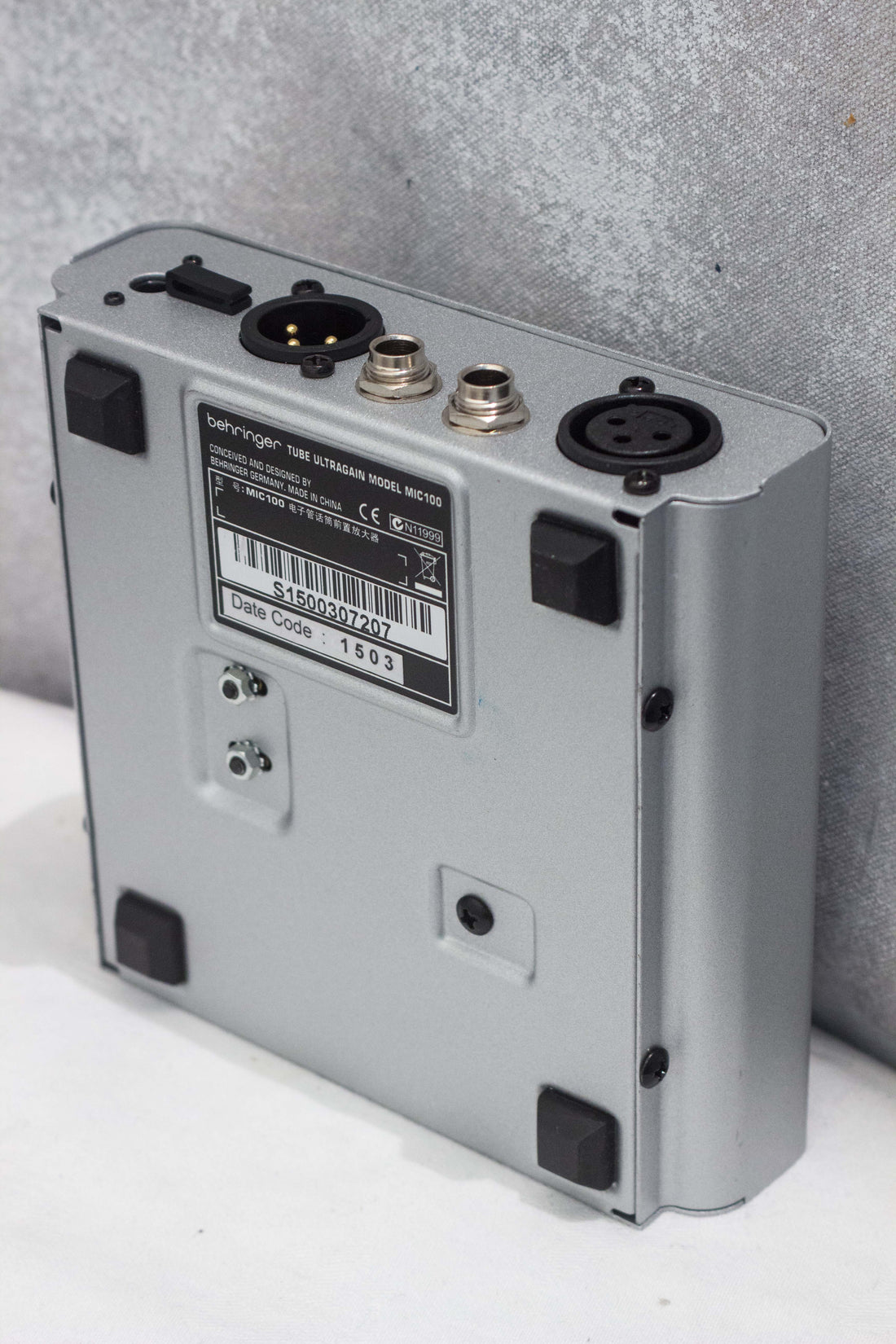 Behringer Tube Ultragain Mic100 Mic Preamp