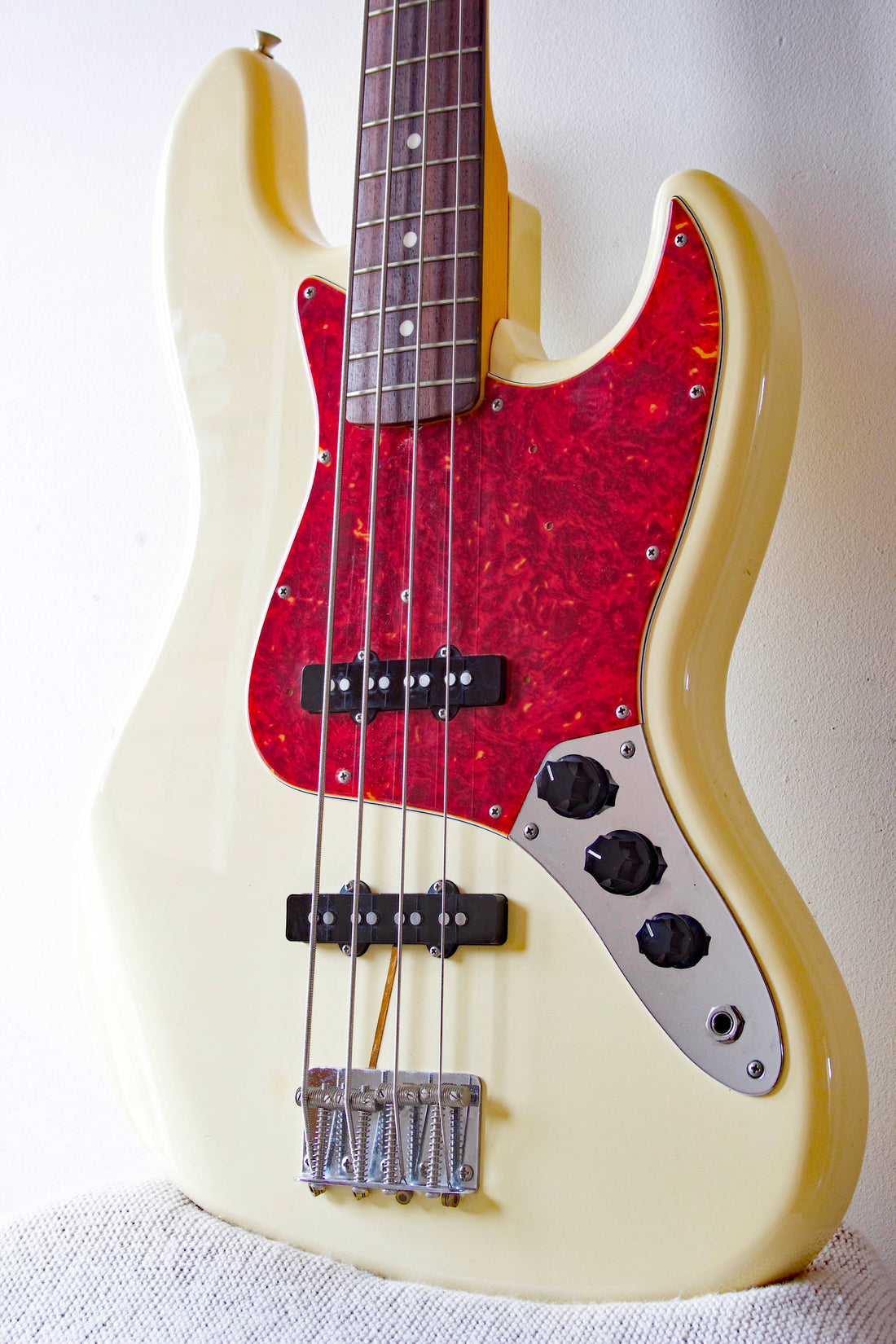 Fender Jazz Bass '62 Reissue Vintage White 1999-02