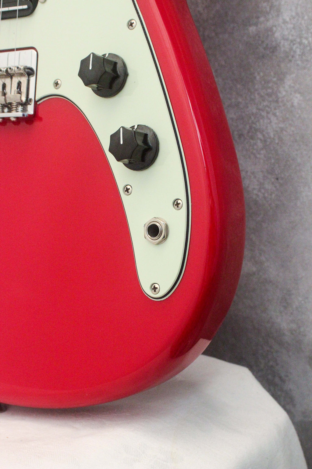 Fender Offset Series Duo-Sonic Torino Red 2017