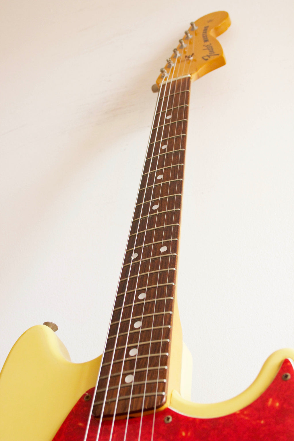 Fender '69 Reissue Mustang Vintage White Relic 1993/94