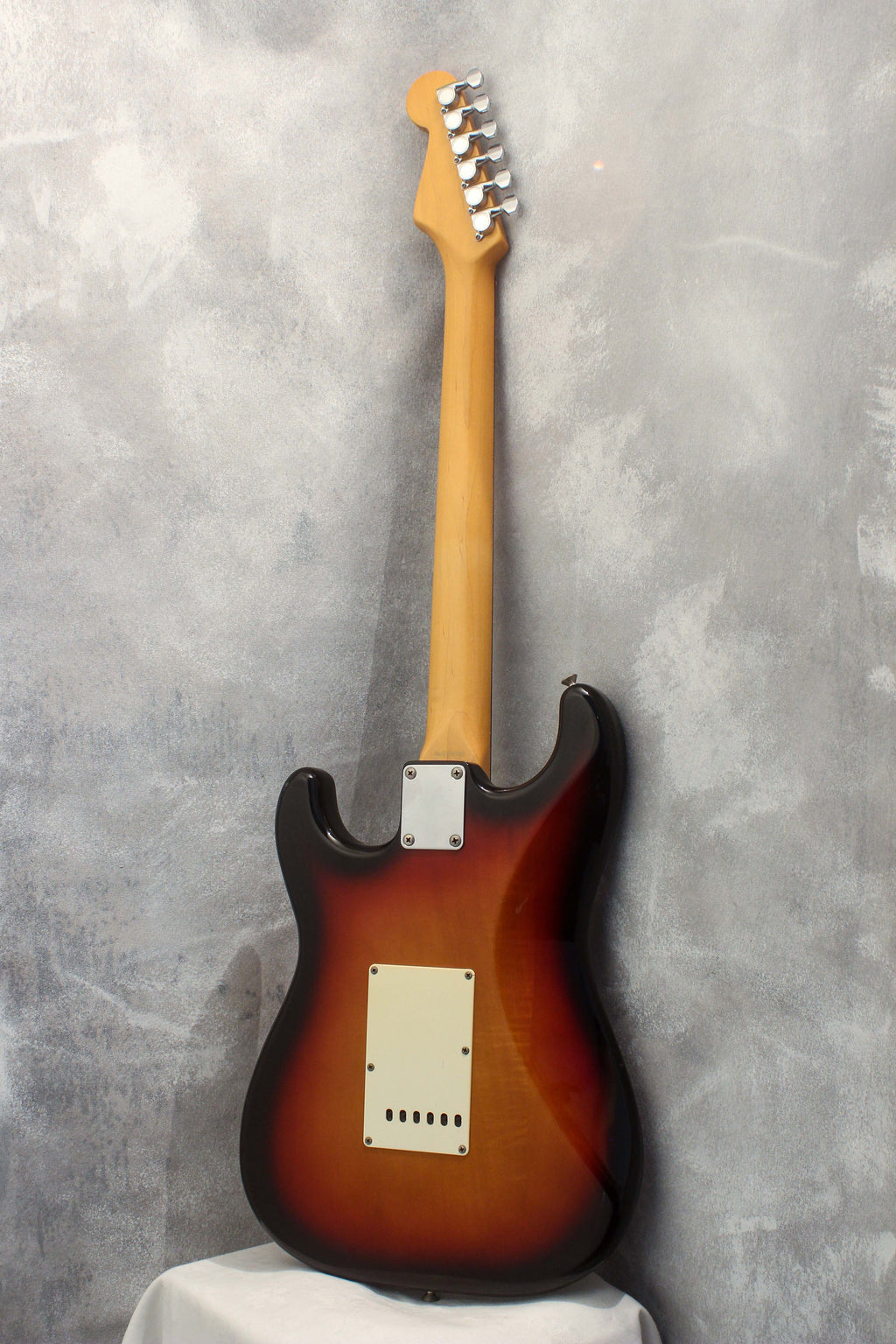 Squier MIJ Stratocaster SST30 Sunburst 1985