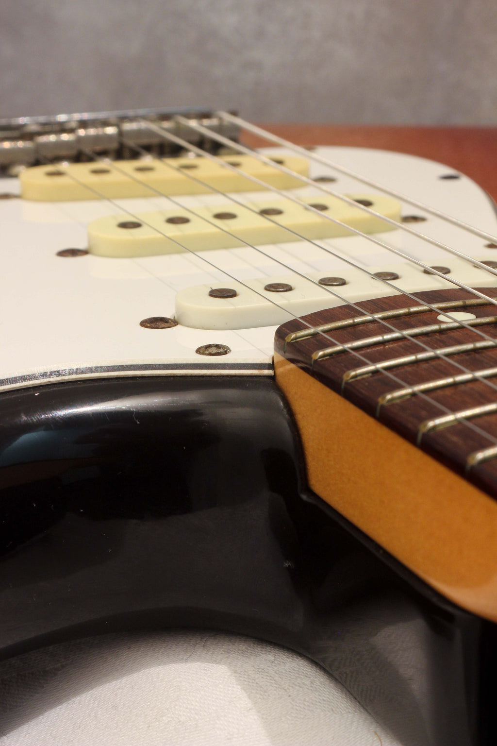 Squier MIJ Stratocaster SST30 Sunburst 1985