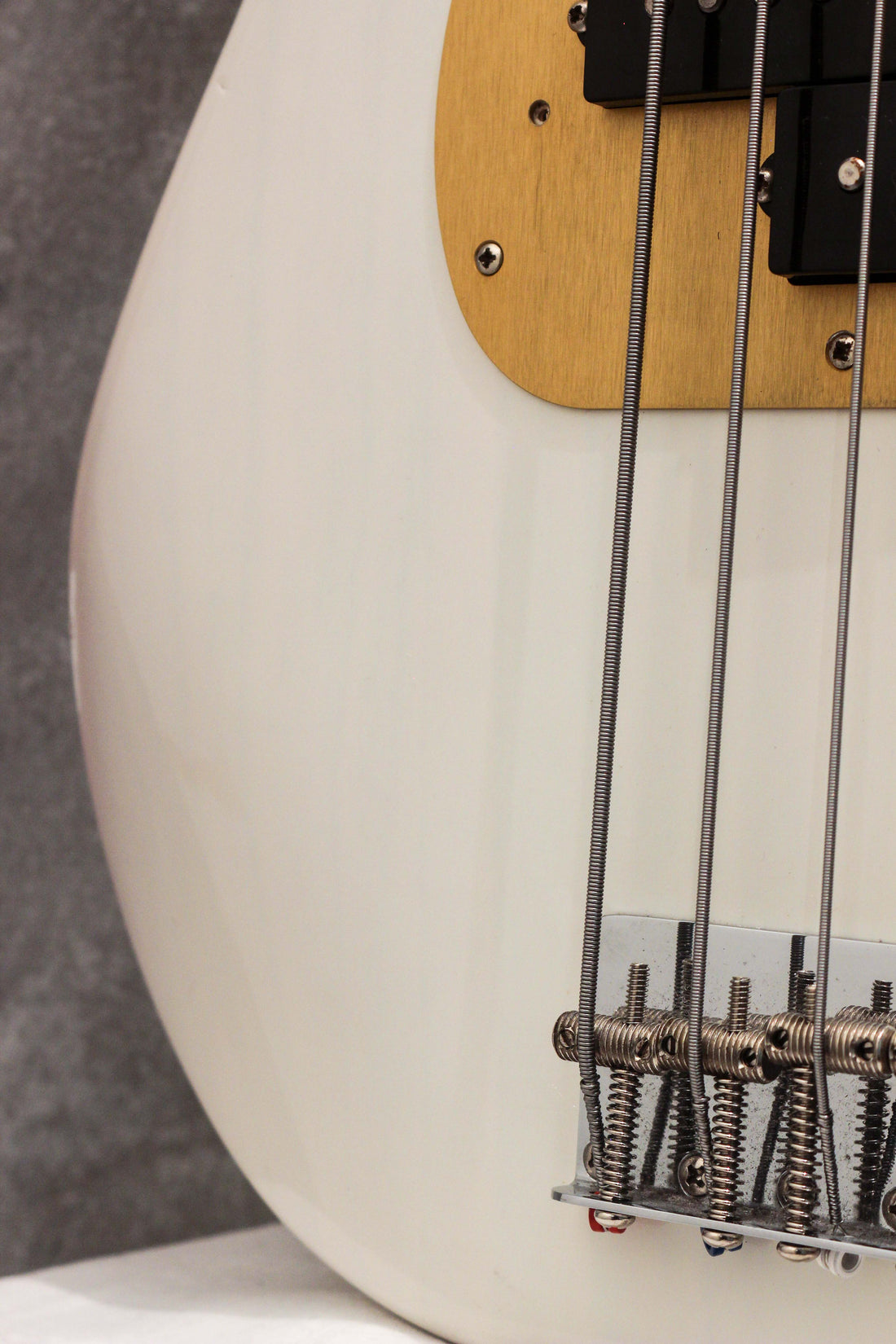 Fender Classic 50s Precision Bass Lacquer Arctic White 2018