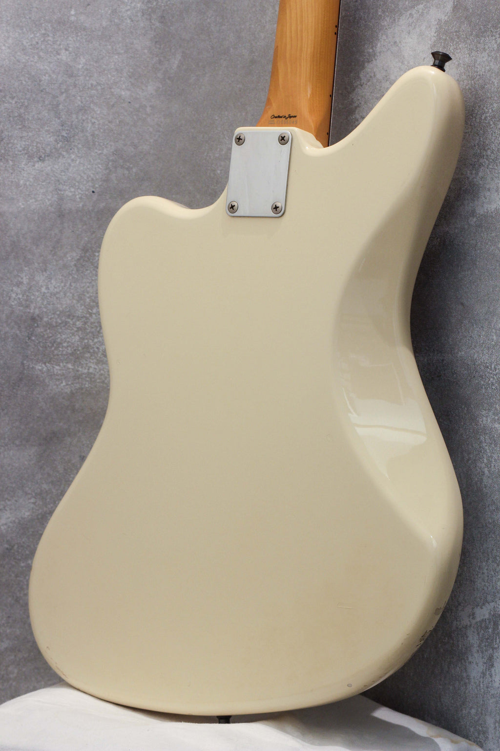 Fender Japan Jaguar JG66-85 Vintage White 1998