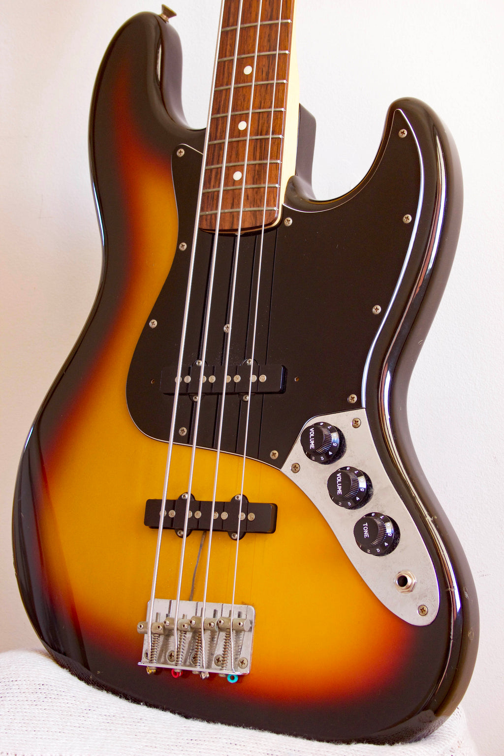 Squier MIJ Jazz Bass Silver Series Sunburst 1993/4