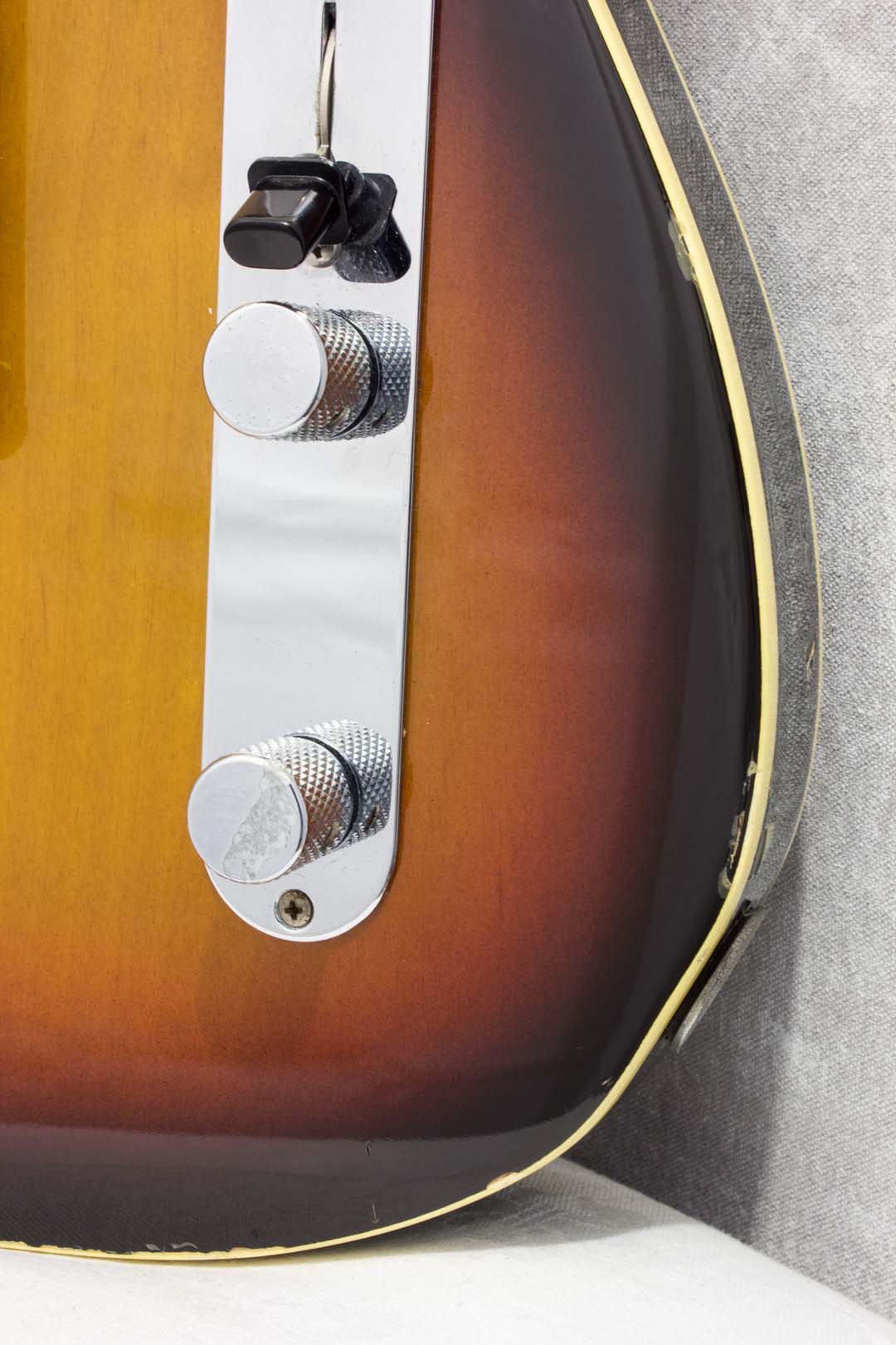 Fender Japan '62 Telecaster TL62B-70 Double Bound Sunburst 1986