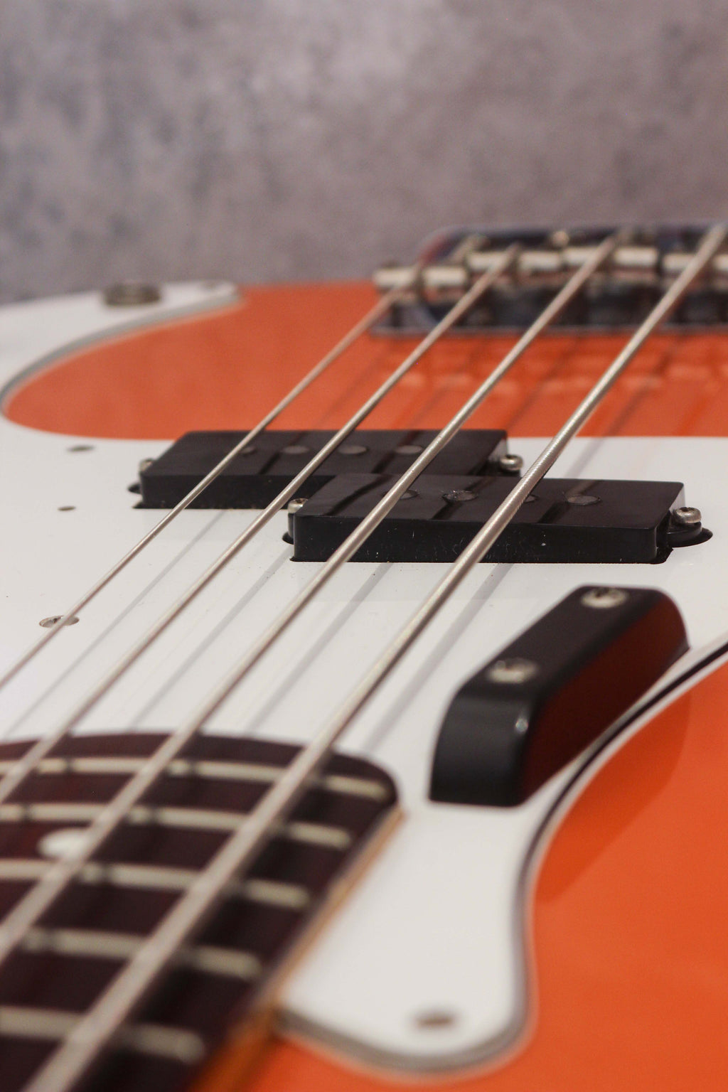 Fender Japan '70 Precision Bass Capri Orange 2000