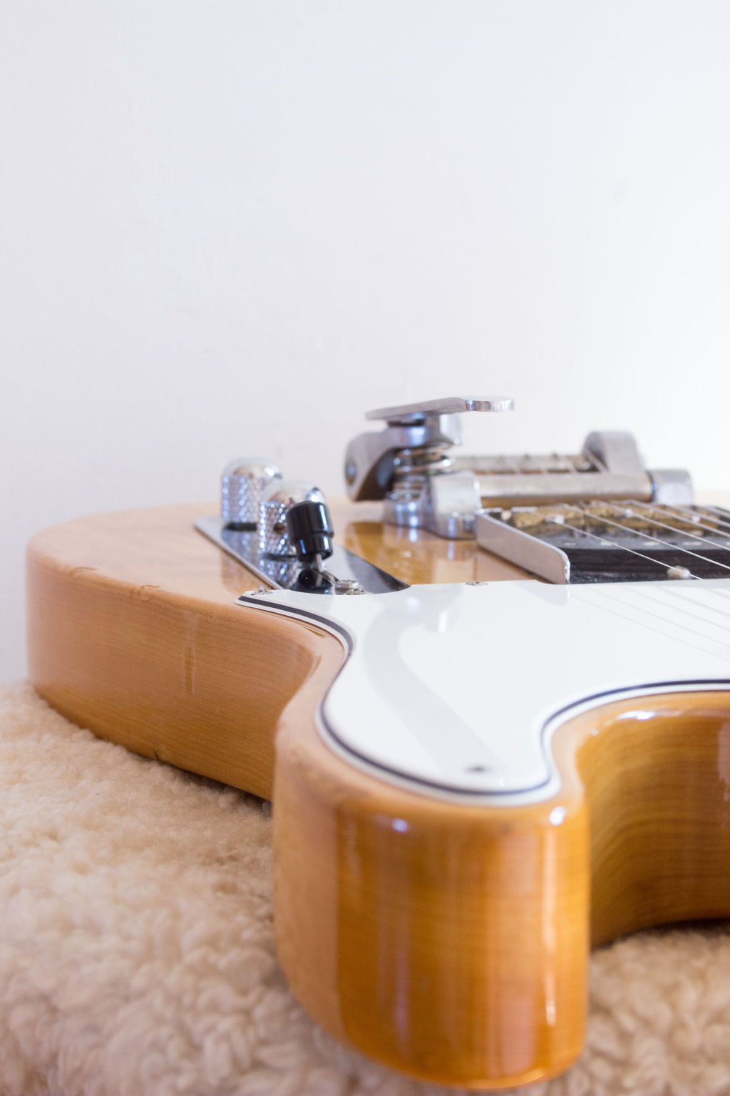 Fender Japan '52 Reissue Telecaster TL52-70US w/ Bigsby Natural 1999-02