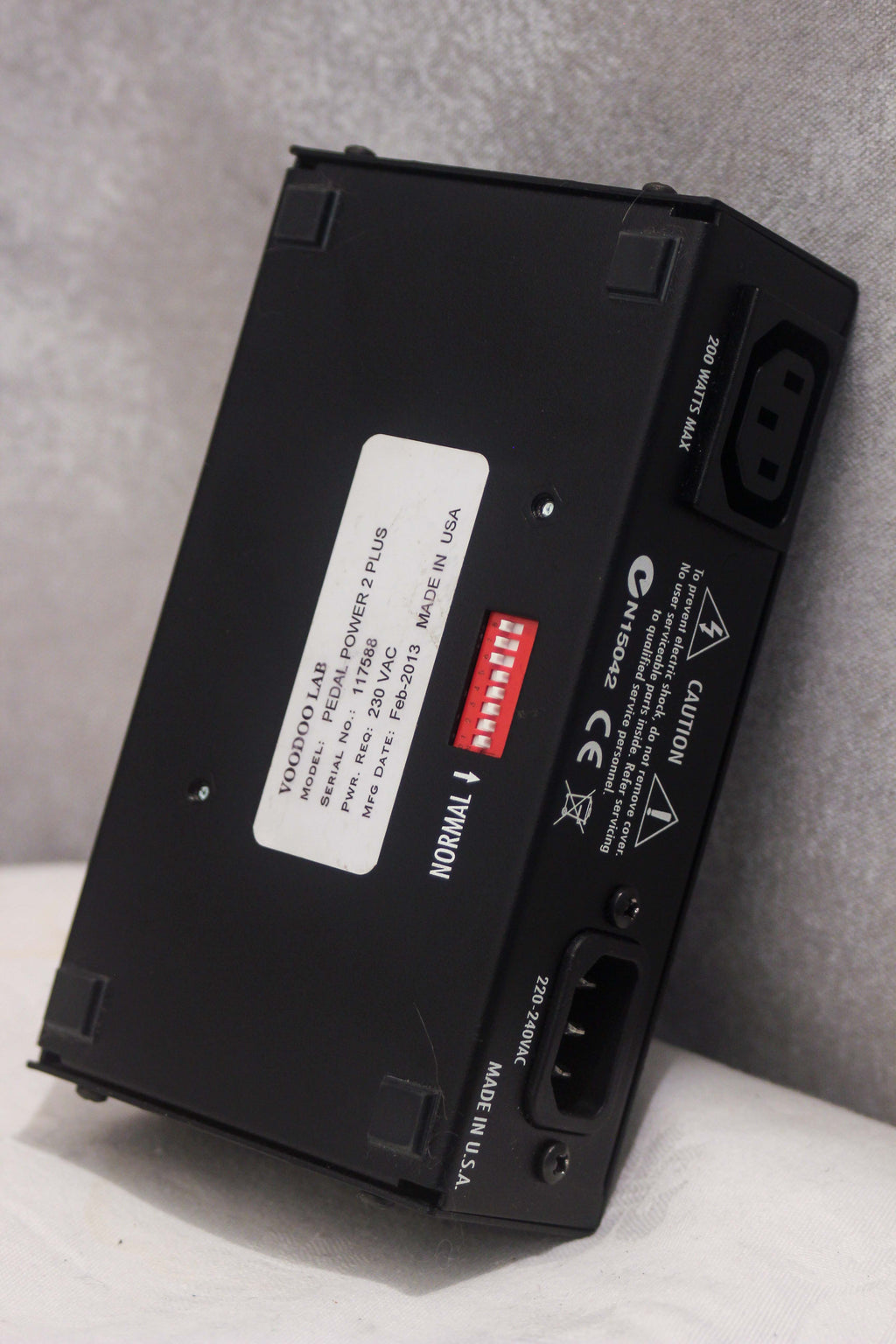 Voodoo Lab Pedal Power 2 Plus Isolated Power Supply