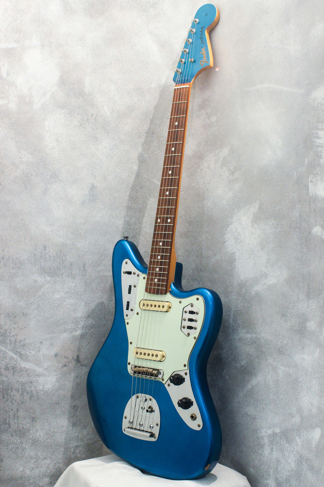 Fender Japan Jaguar JG66-85 Lake Placid Blue 2000