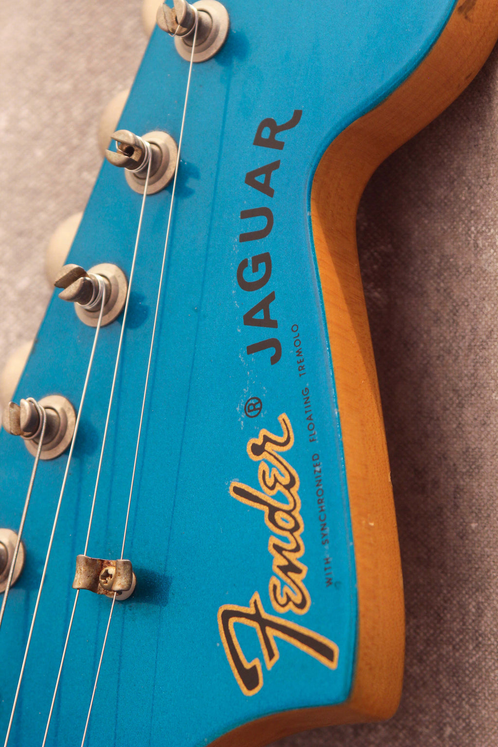 Fender Japan Jaguar JG66-85 Lake Placid Blue 2000