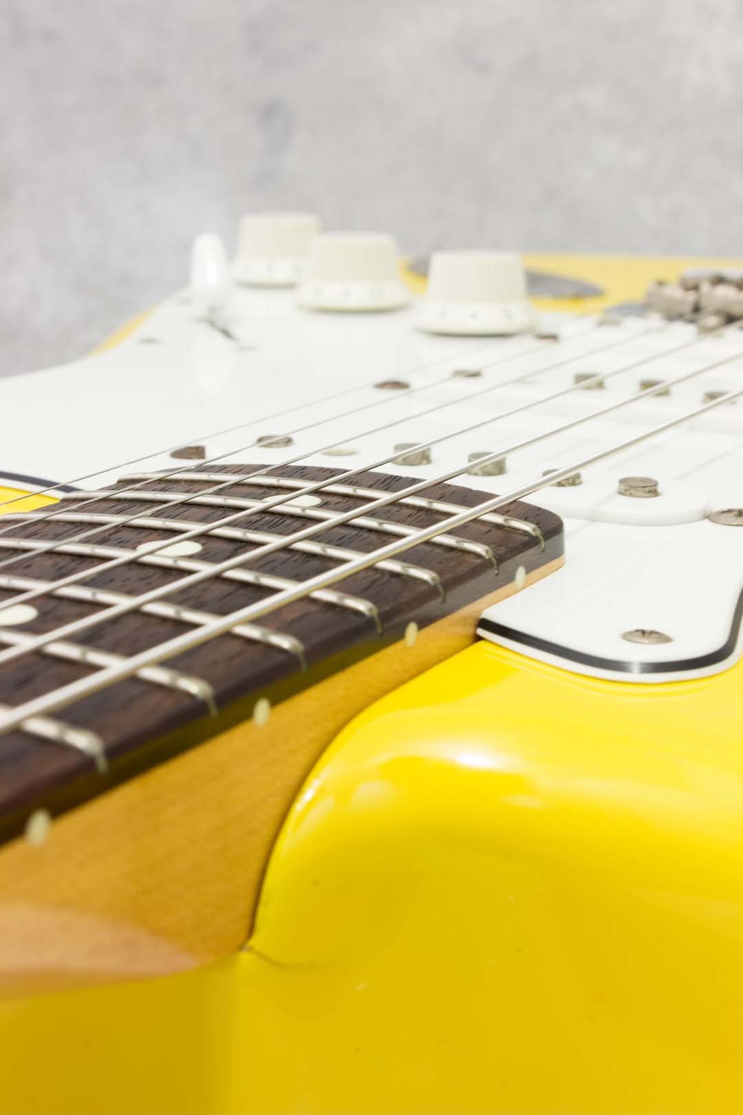 Fender Japan Standard Stratocaster ST-43 Rebel Yellow 1998