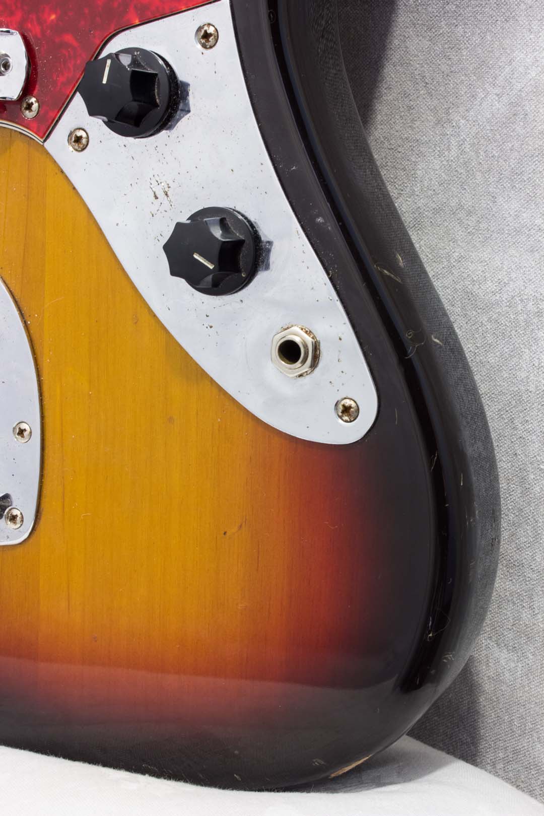 Fender Japan Jaguar JG66-85 Sunburst 1998