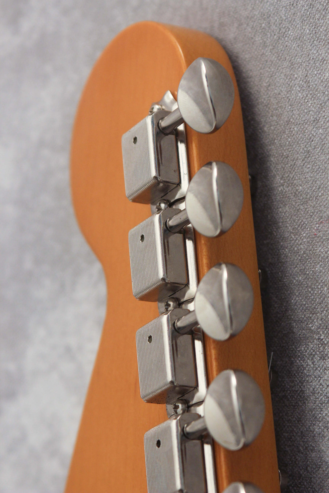 Fender Japan Jaguar JG66-85 Vintage White 2004