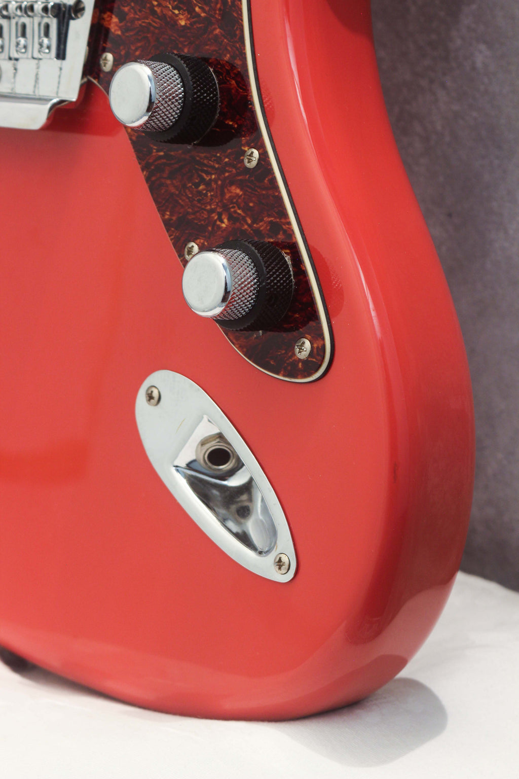 Squier Vintage Modified Jaguar HH Fiesta Red 2010