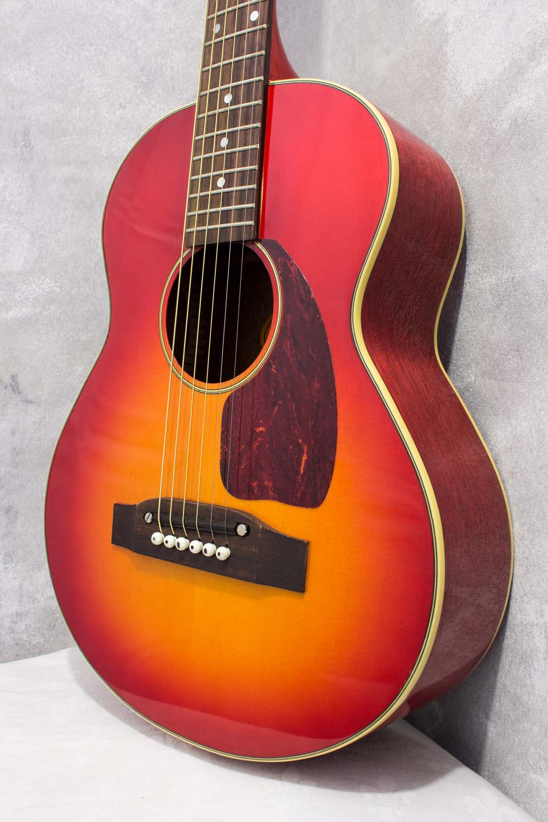 Stafford SLG300 B-25 Style Mini Acoustic Cherry Sunburst c2010