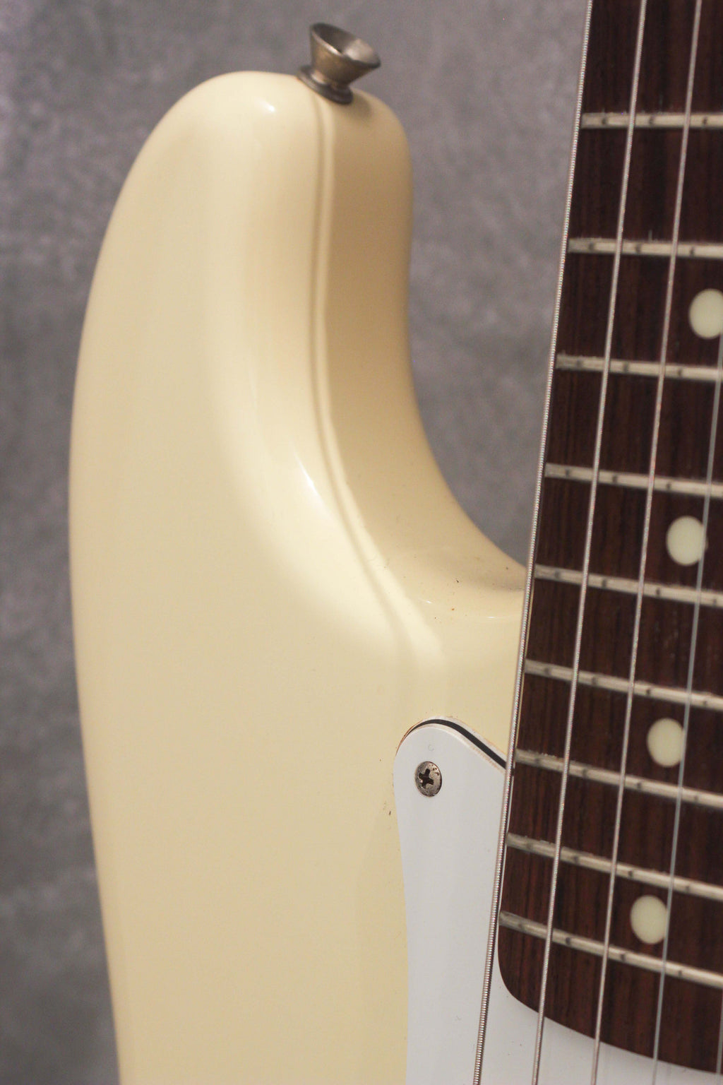 Fender Japan '62 Stratocaster ST62-650 Vintage White 1991