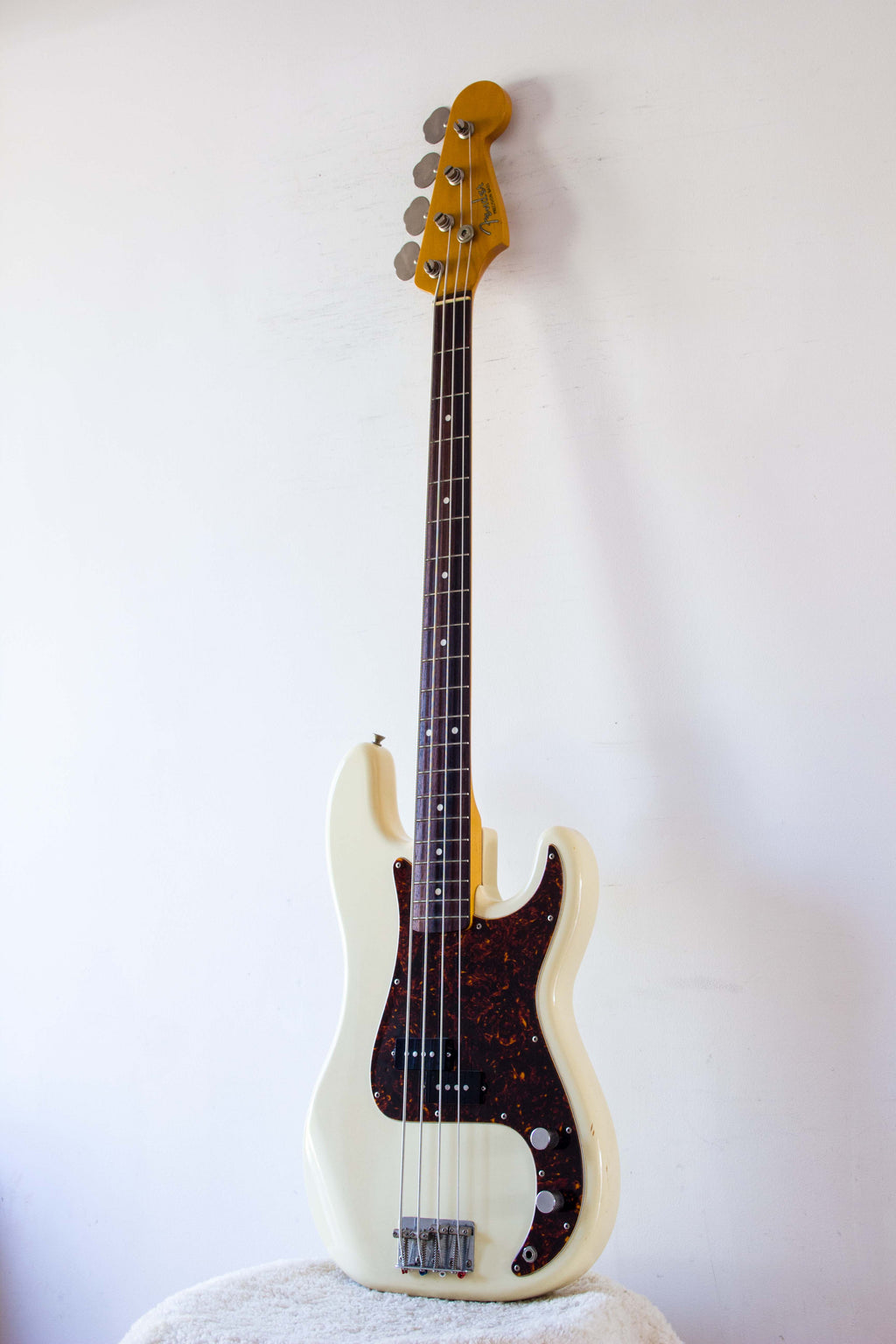 Fender Japan '62 Reissue Precision Bass PB62-53 Vintage White 2002-4