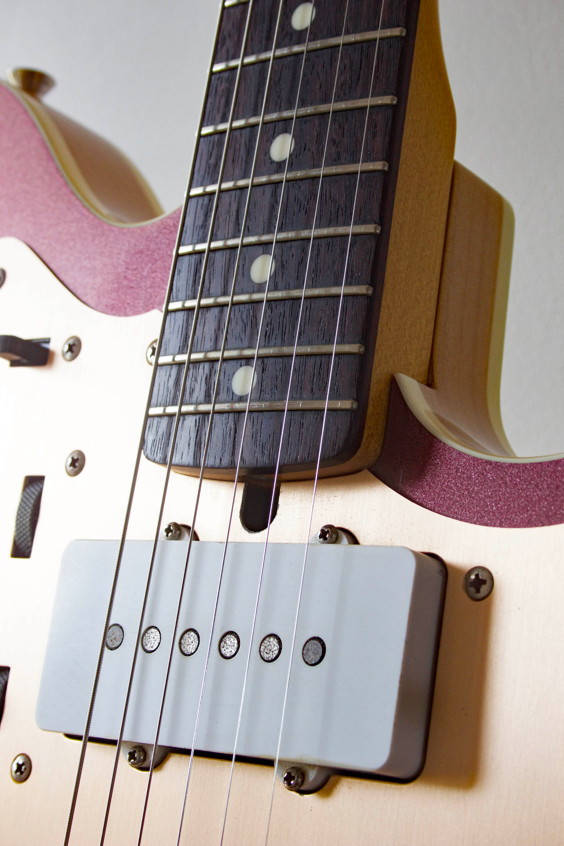 Fender Semi-Hollow Jazzmaster JM/HO Burgundy Mist Metallic 2010